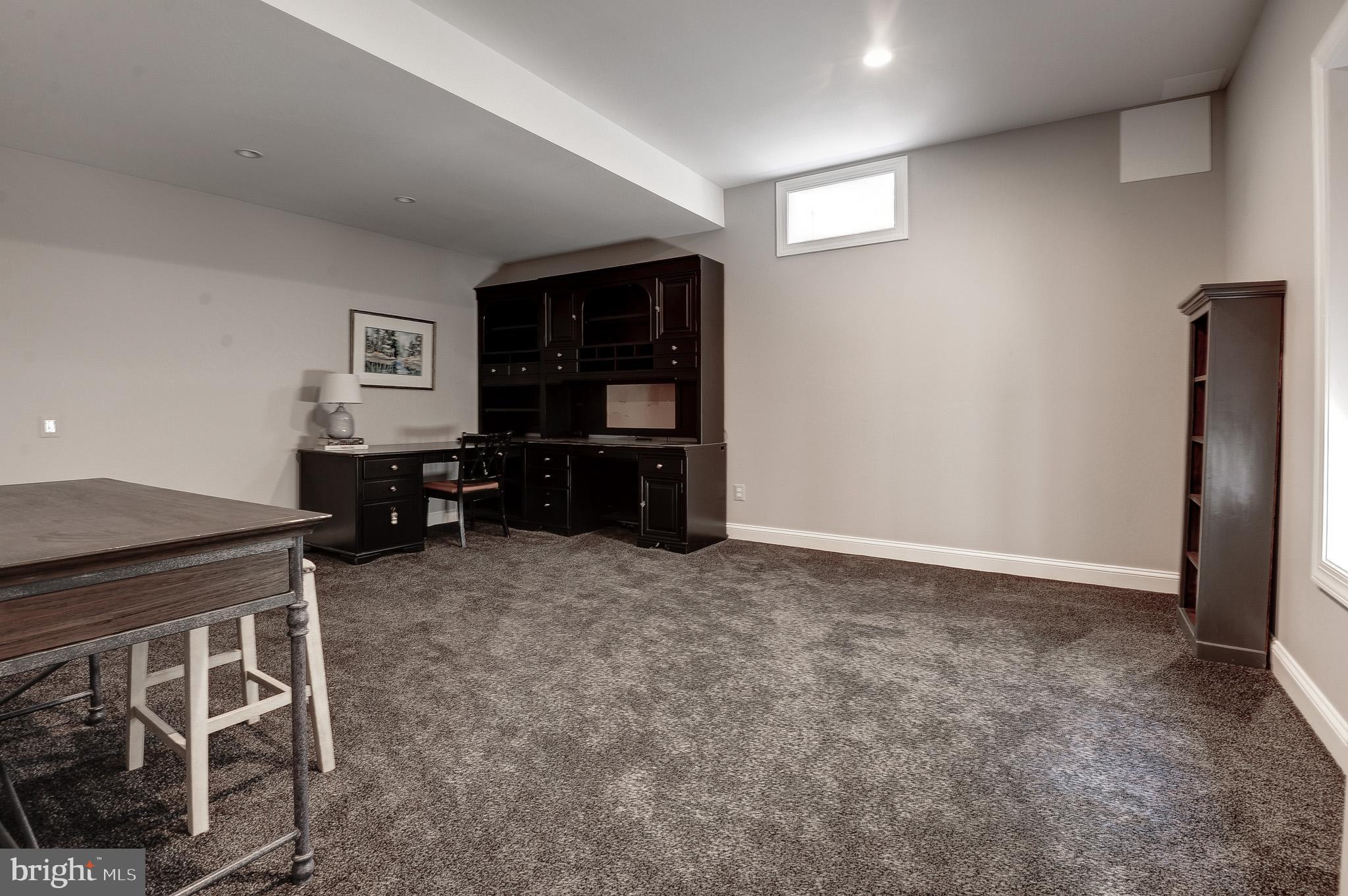 CHESTNUT HILLS - Residential