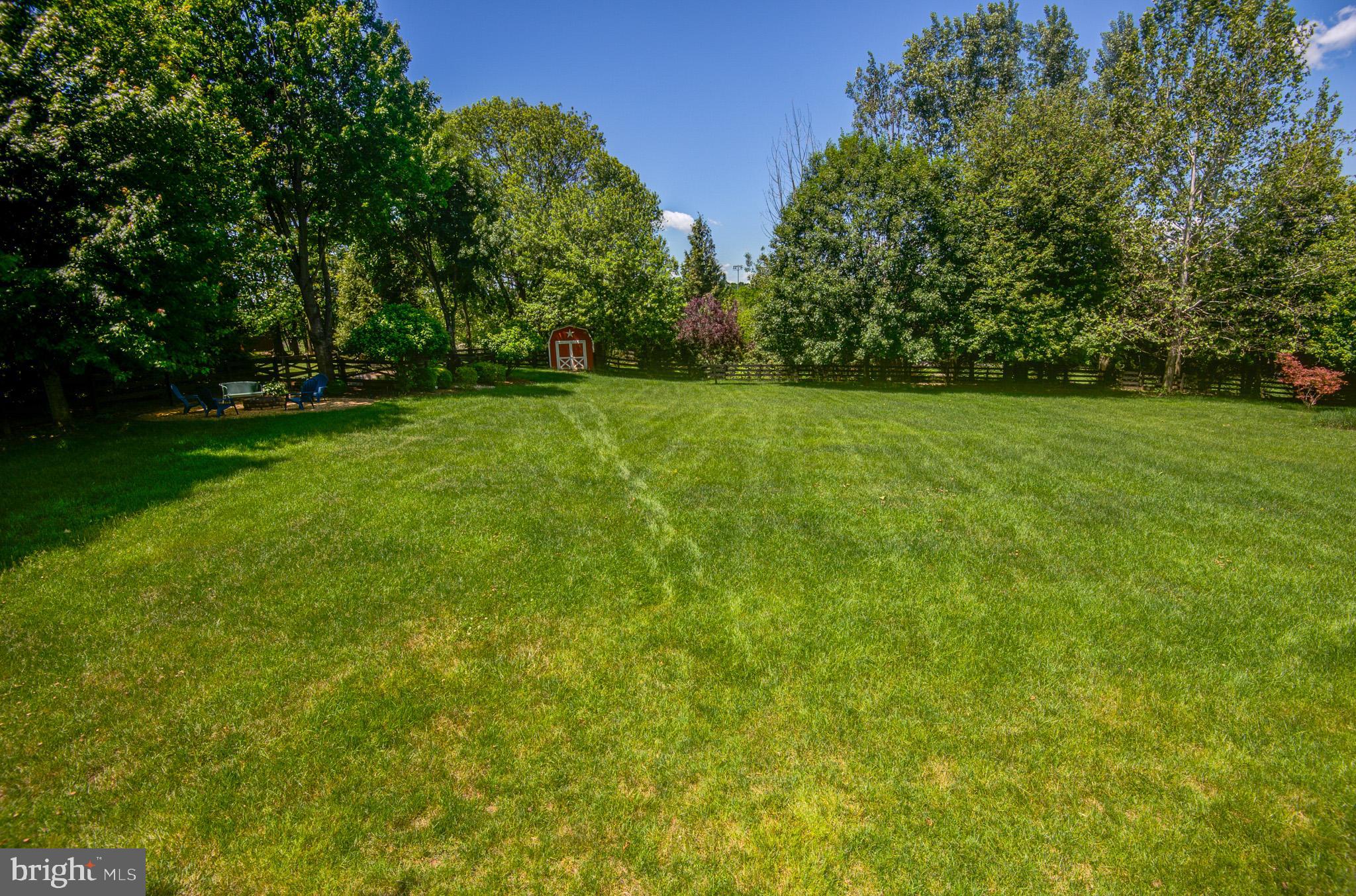 CHESTNUT HILLS - Residential
