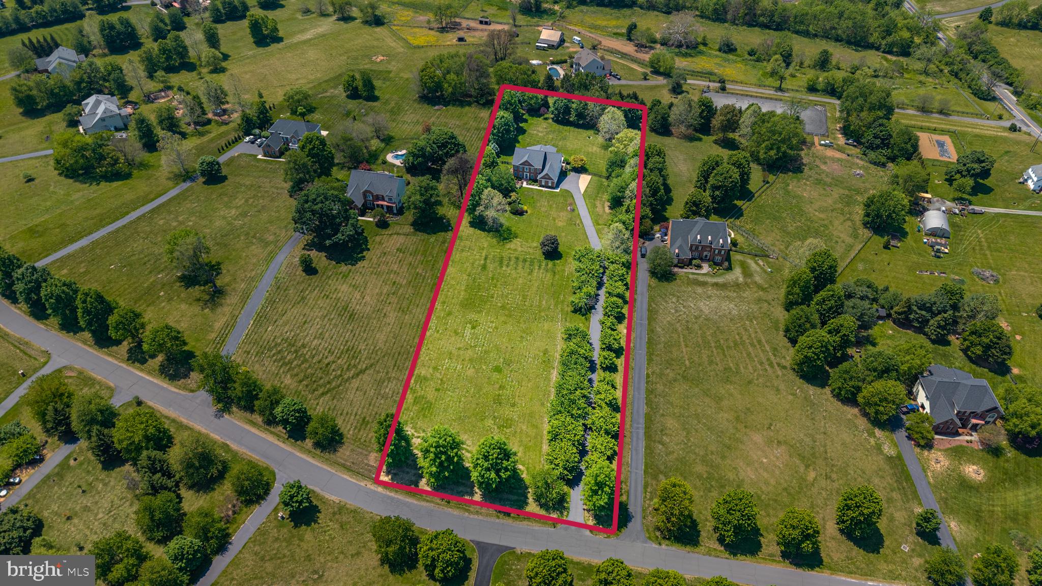 CHESTNUT HILLS - Residential