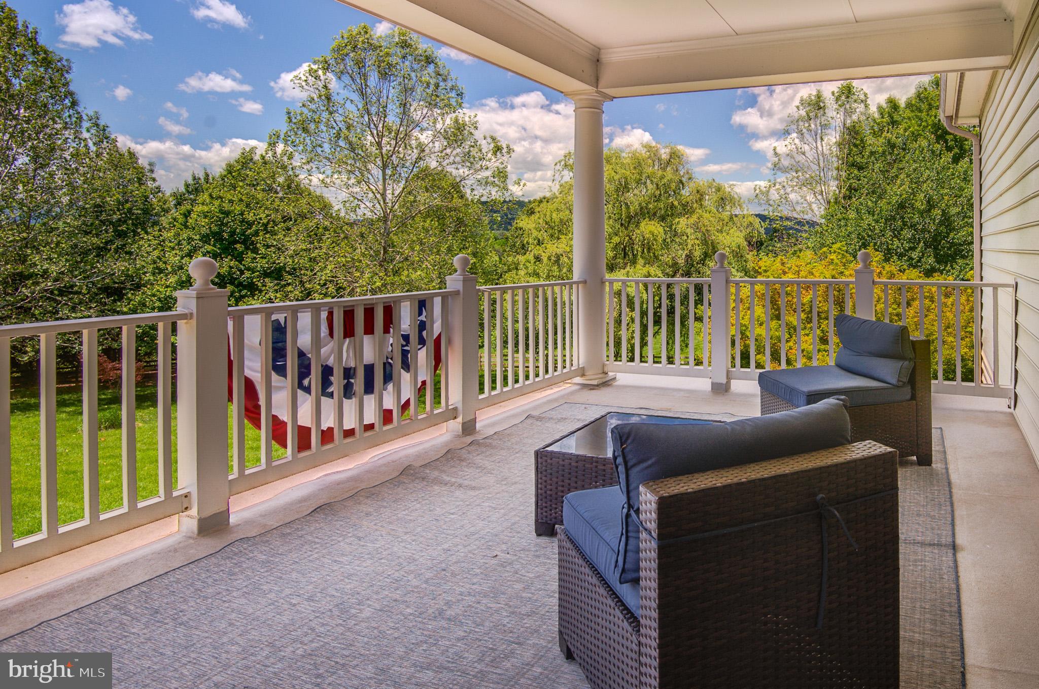 CHESTNUT HILLS - Residential