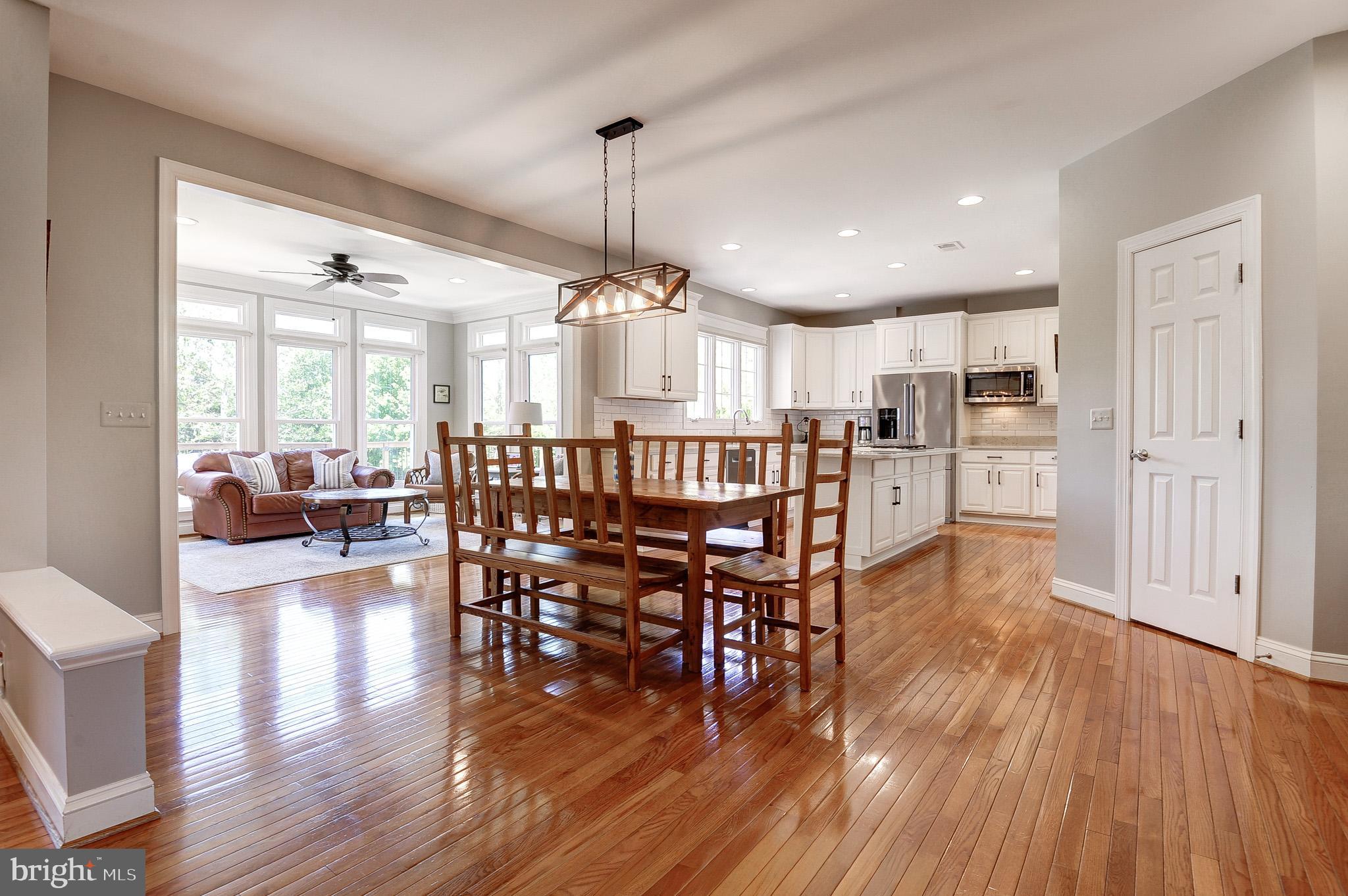 CHESTNUT HILLS - Residential