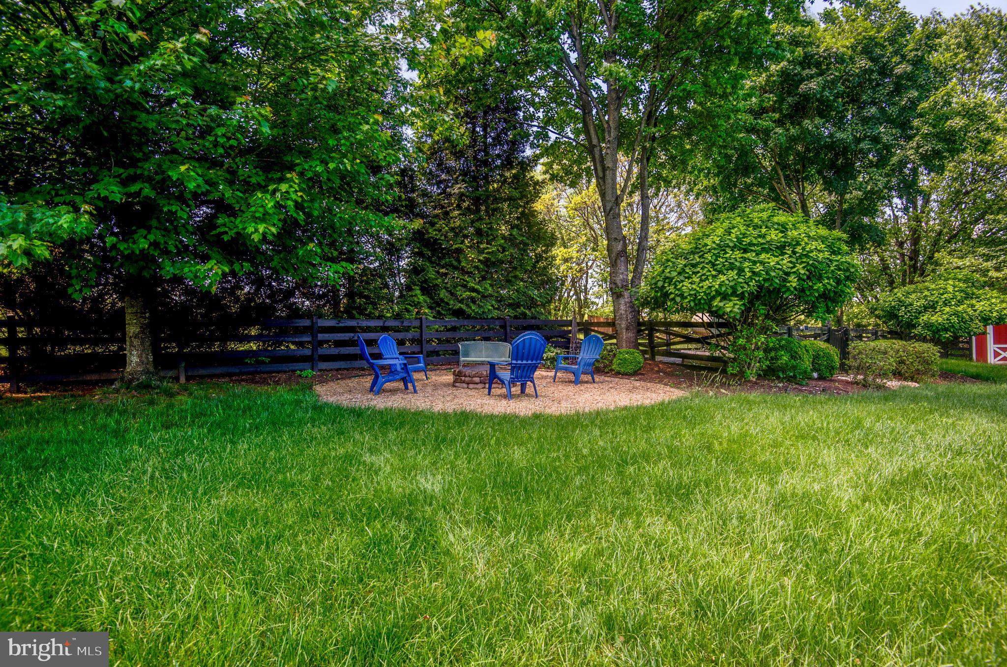 CHESTNUT HILLS - Residential