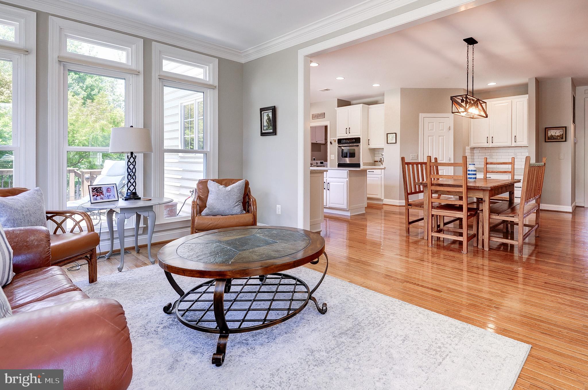 CHESTNUT HILLS - Residential