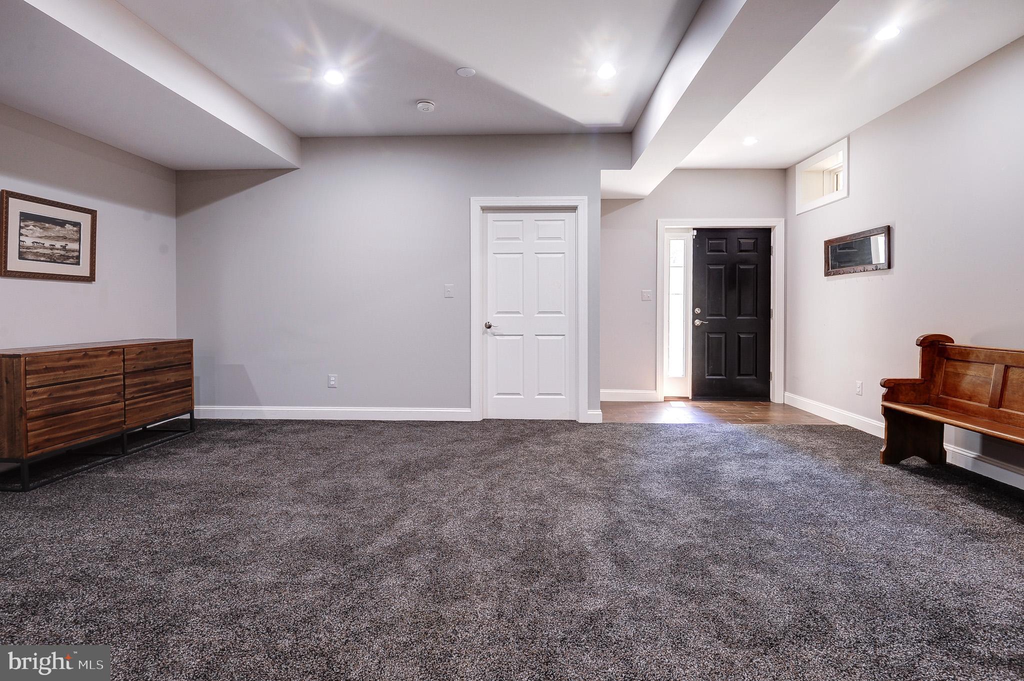 CHESTNUT HILLS - Residential