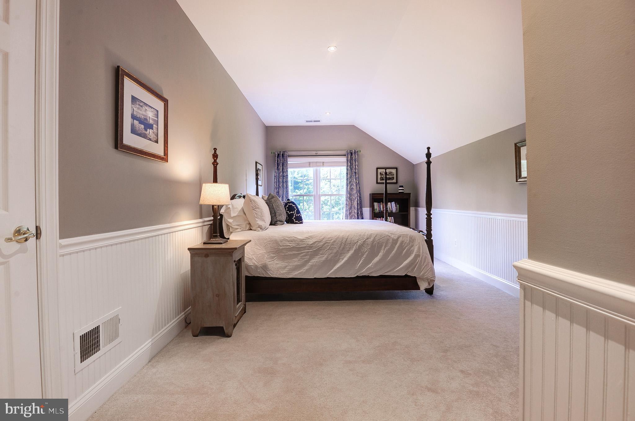 CHESTNUT HILLS - Residential