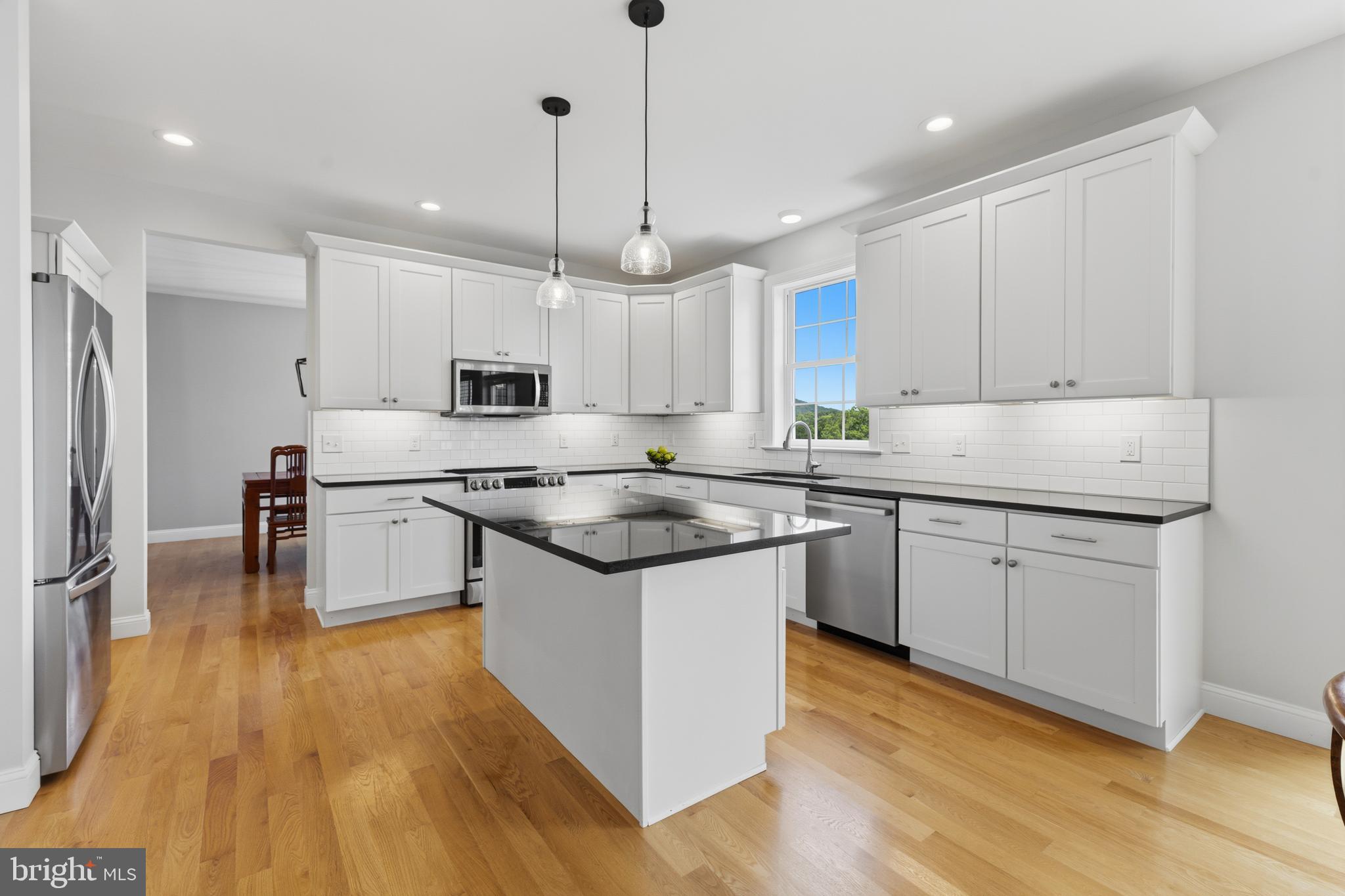 CENTRE HILLS VILLAGE - Residential