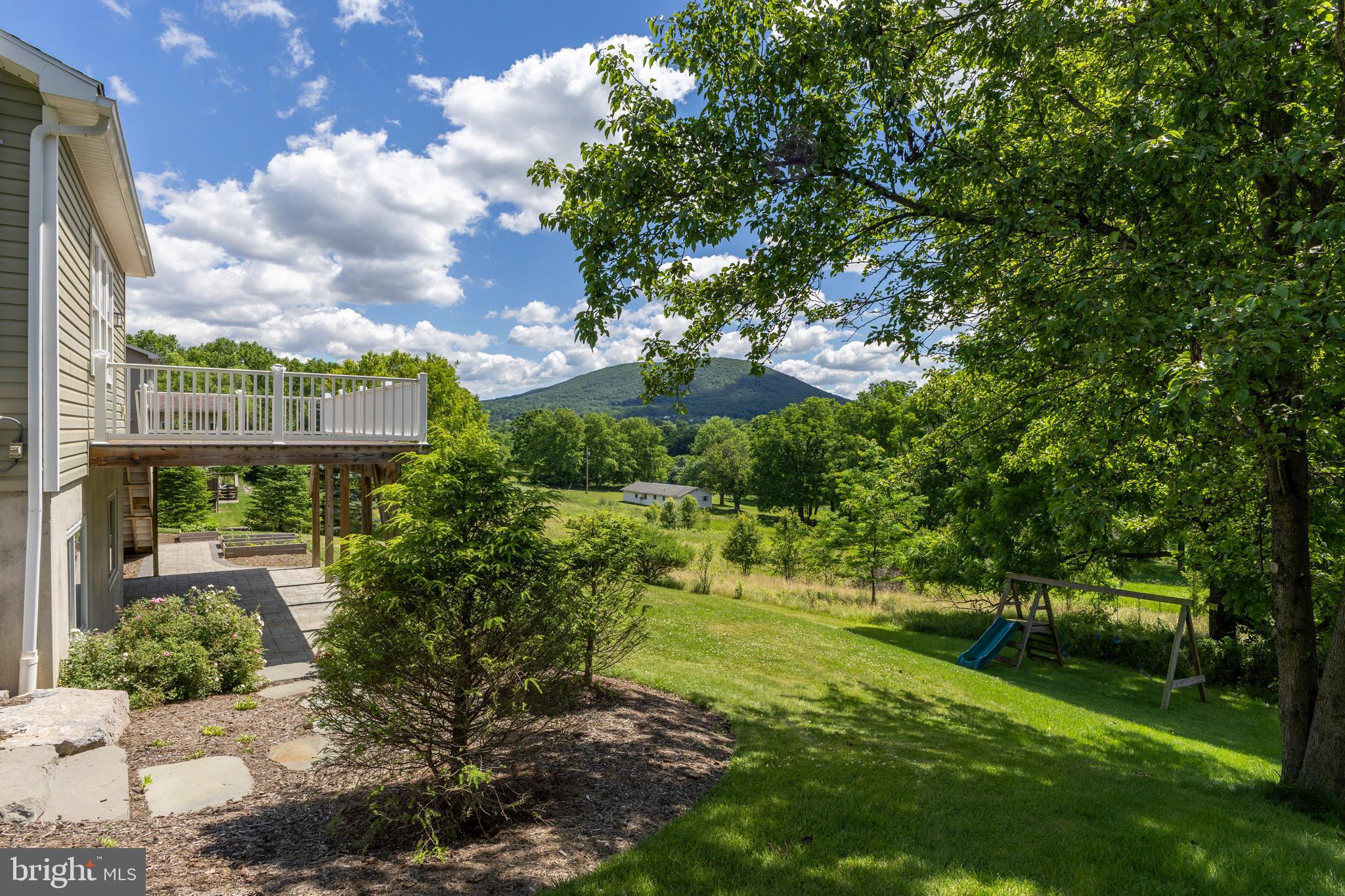 CENTRE HILLS VILLAGE - Residential