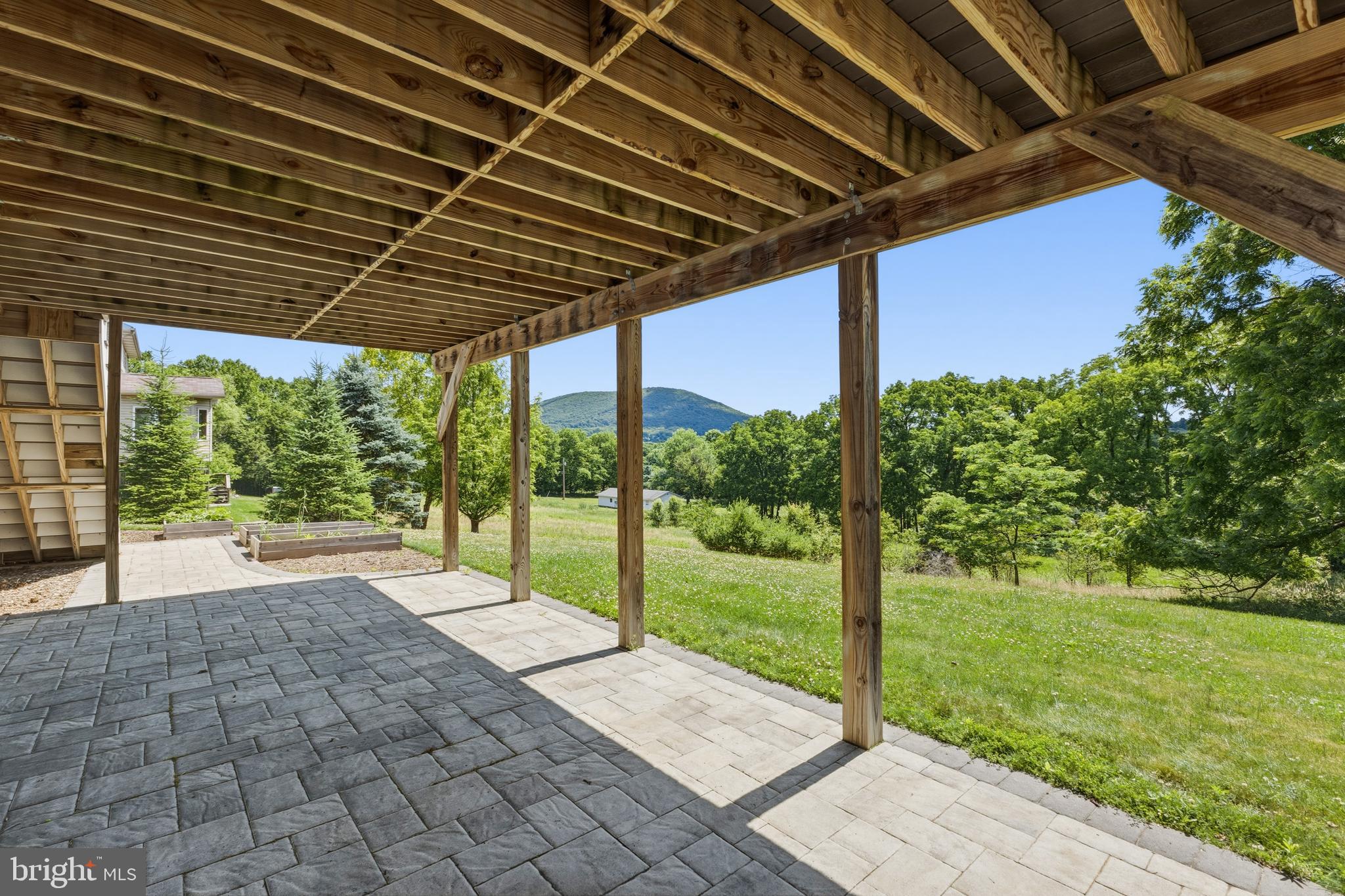 CENTRE HILLS VILLAGE - Residential