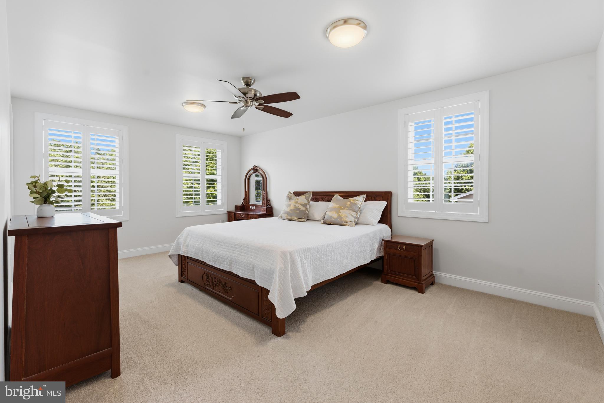CENTRE HILLS VILLAGE - Residential