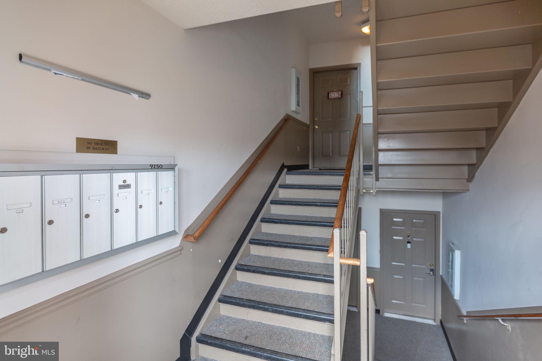 HUNTERS SQUARE - Residential