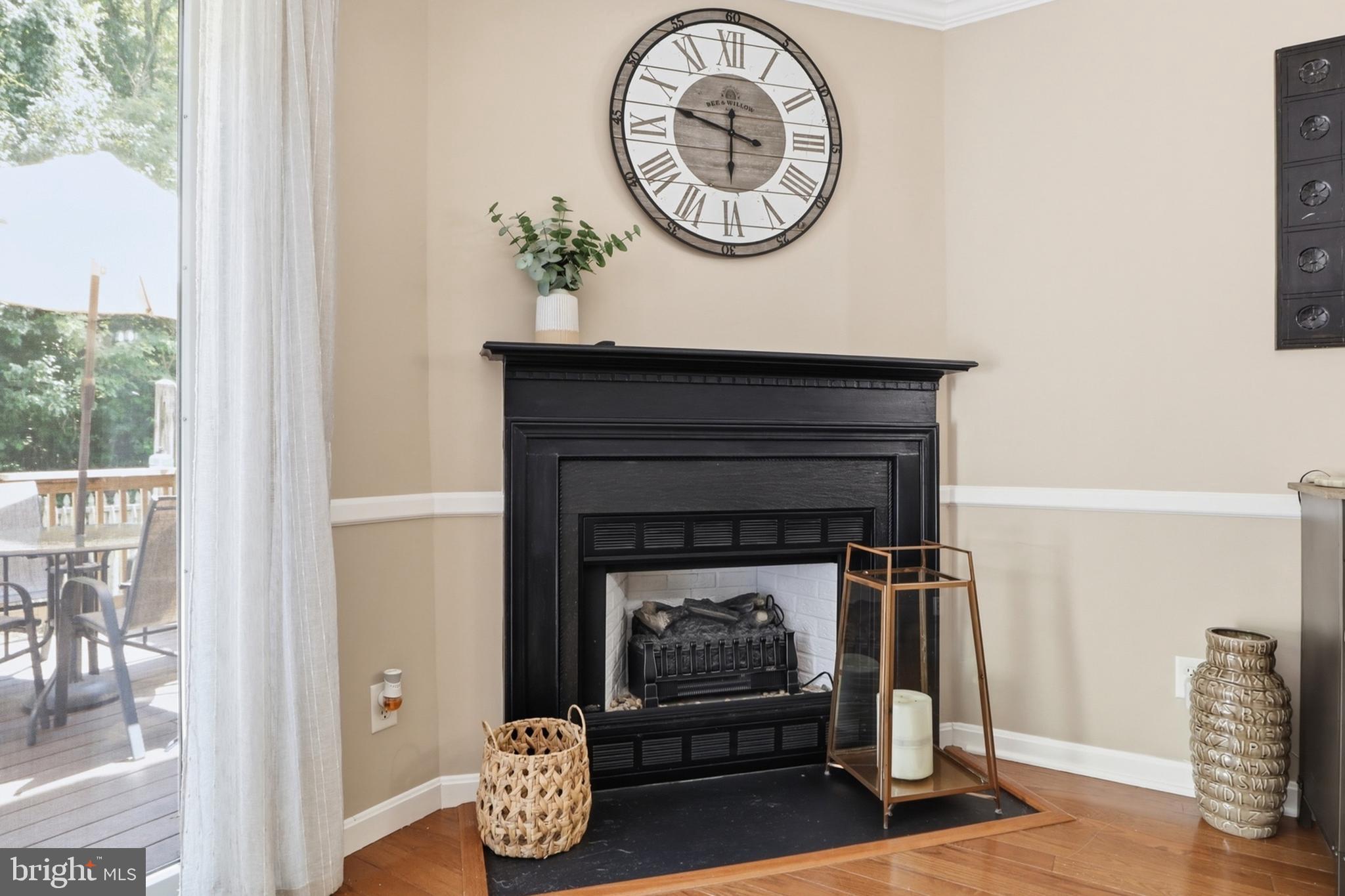 SOUTH HAMPTON - Residential