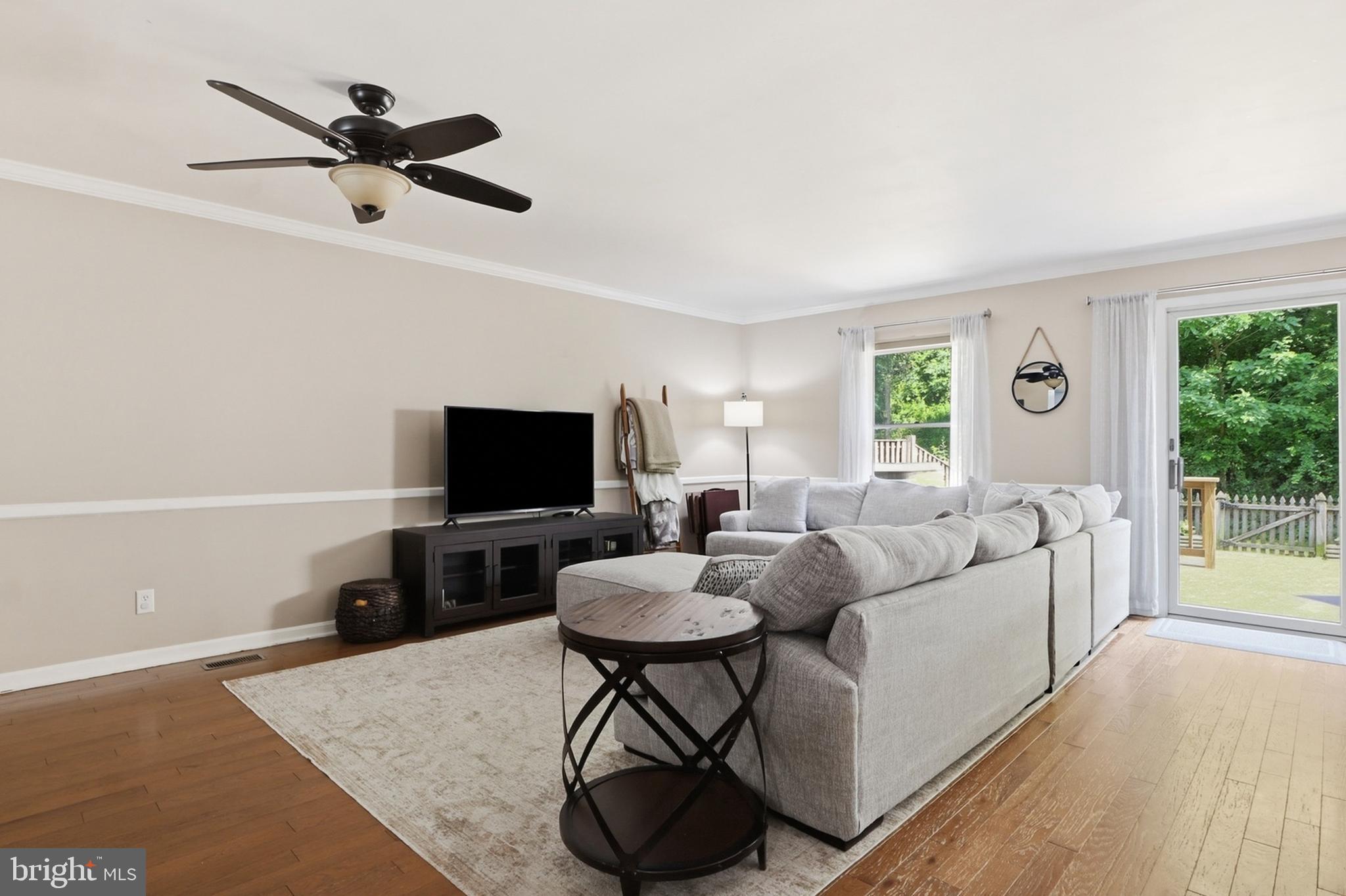 SOUTH HAMPTON - Residential