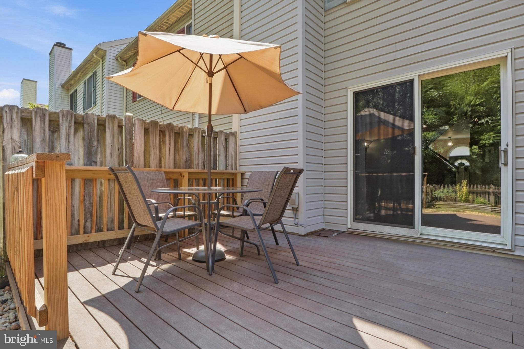 SOUTH HAMPTON - Residential