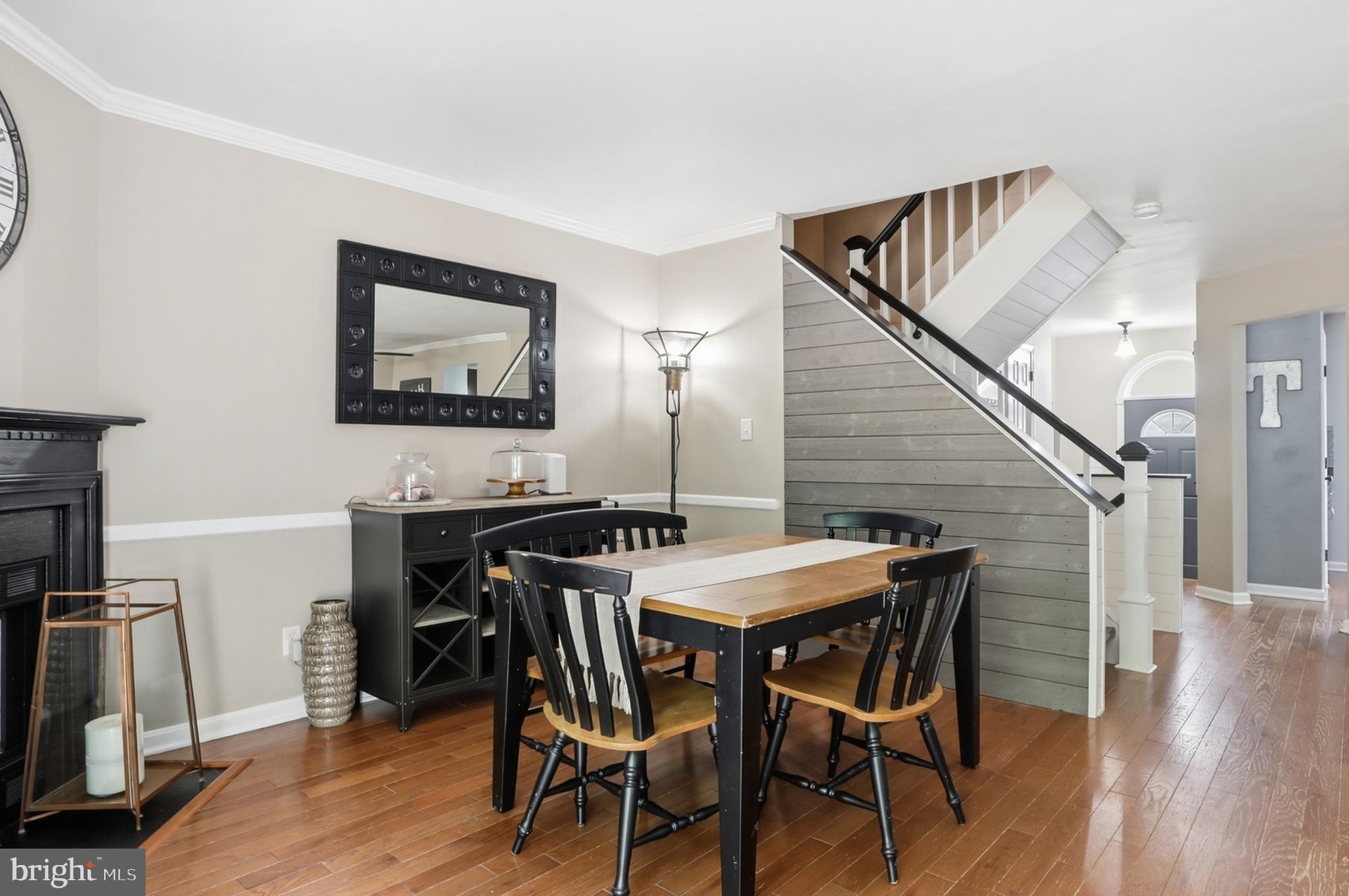 SOUTH HAMPTON - Residential