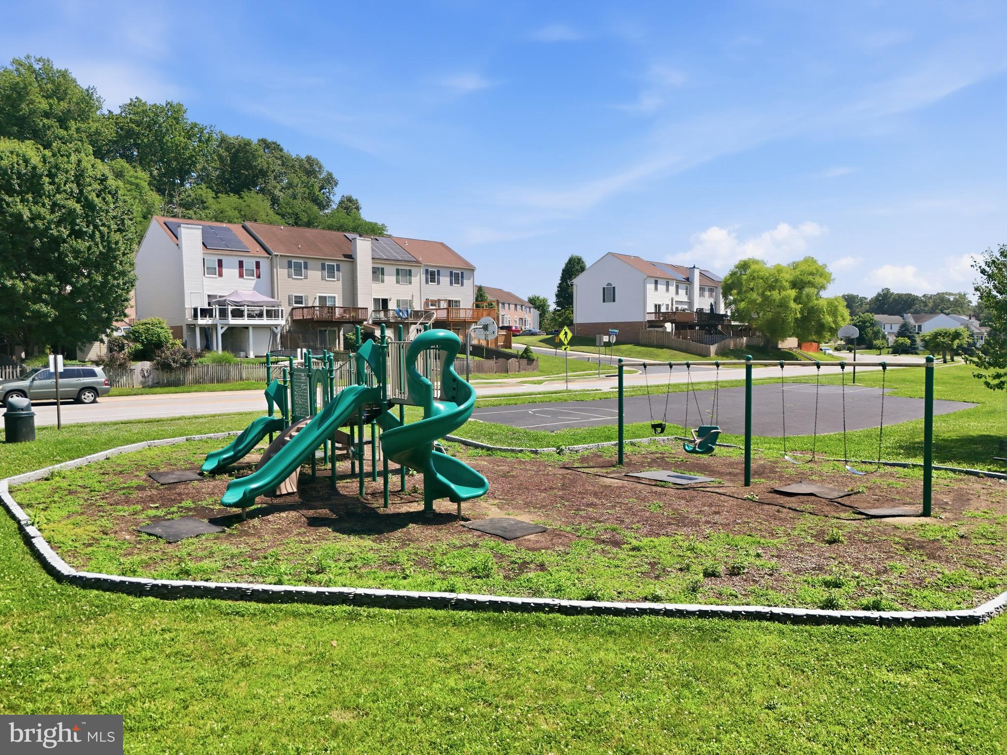 SOUTH HAMPTON - Residential