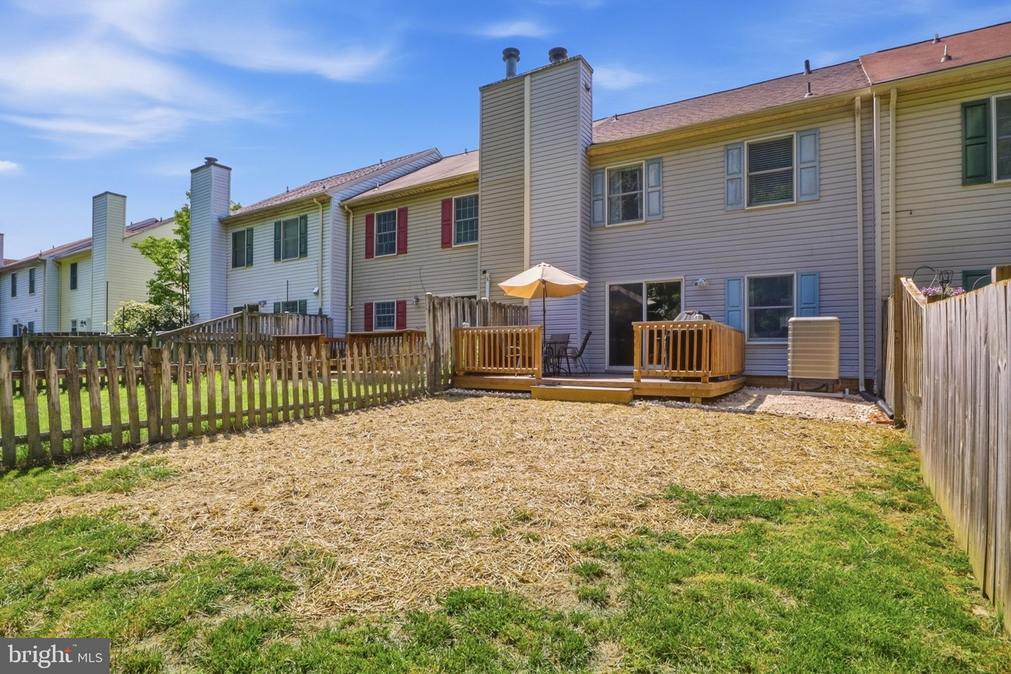 SOUTH HAMPTON - Residential