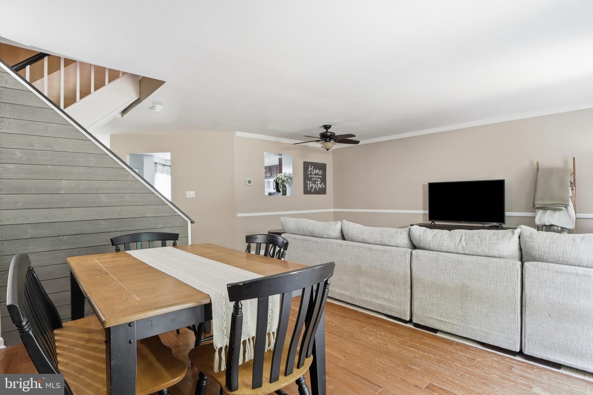 SOUTH HAMPTON - Residential