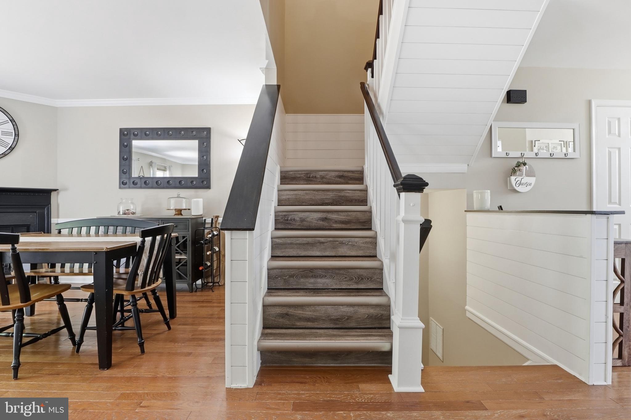 SOUTH HAMPTON - Residential