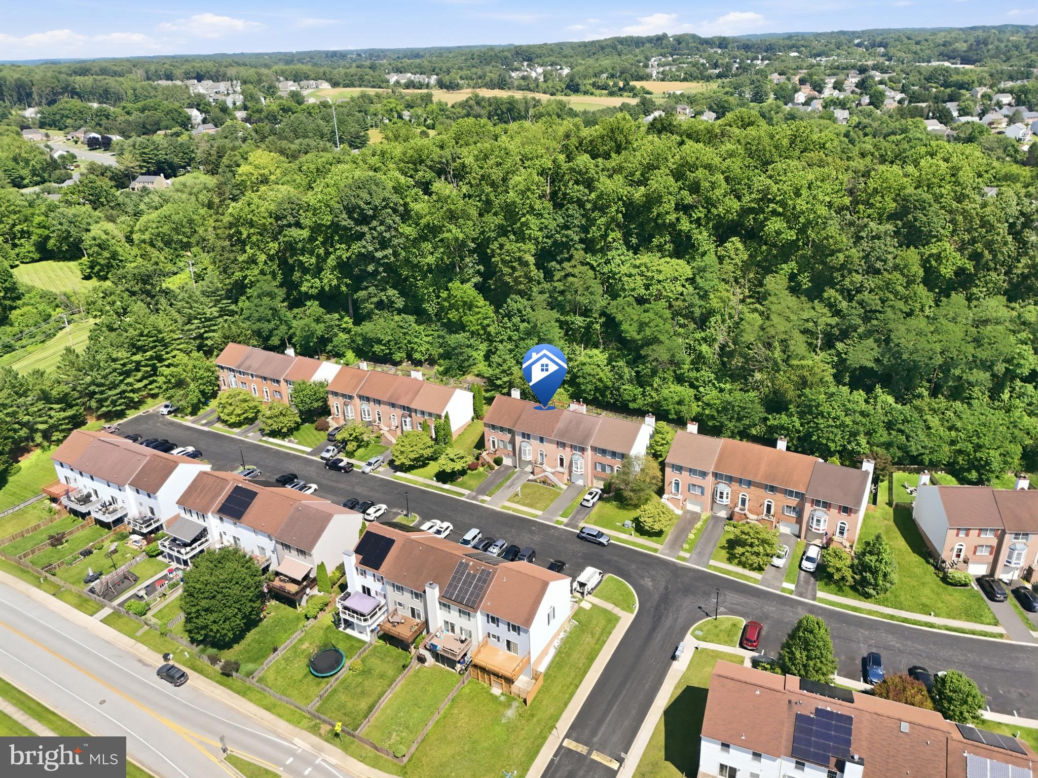 SOUTH HAMPTON - Residential