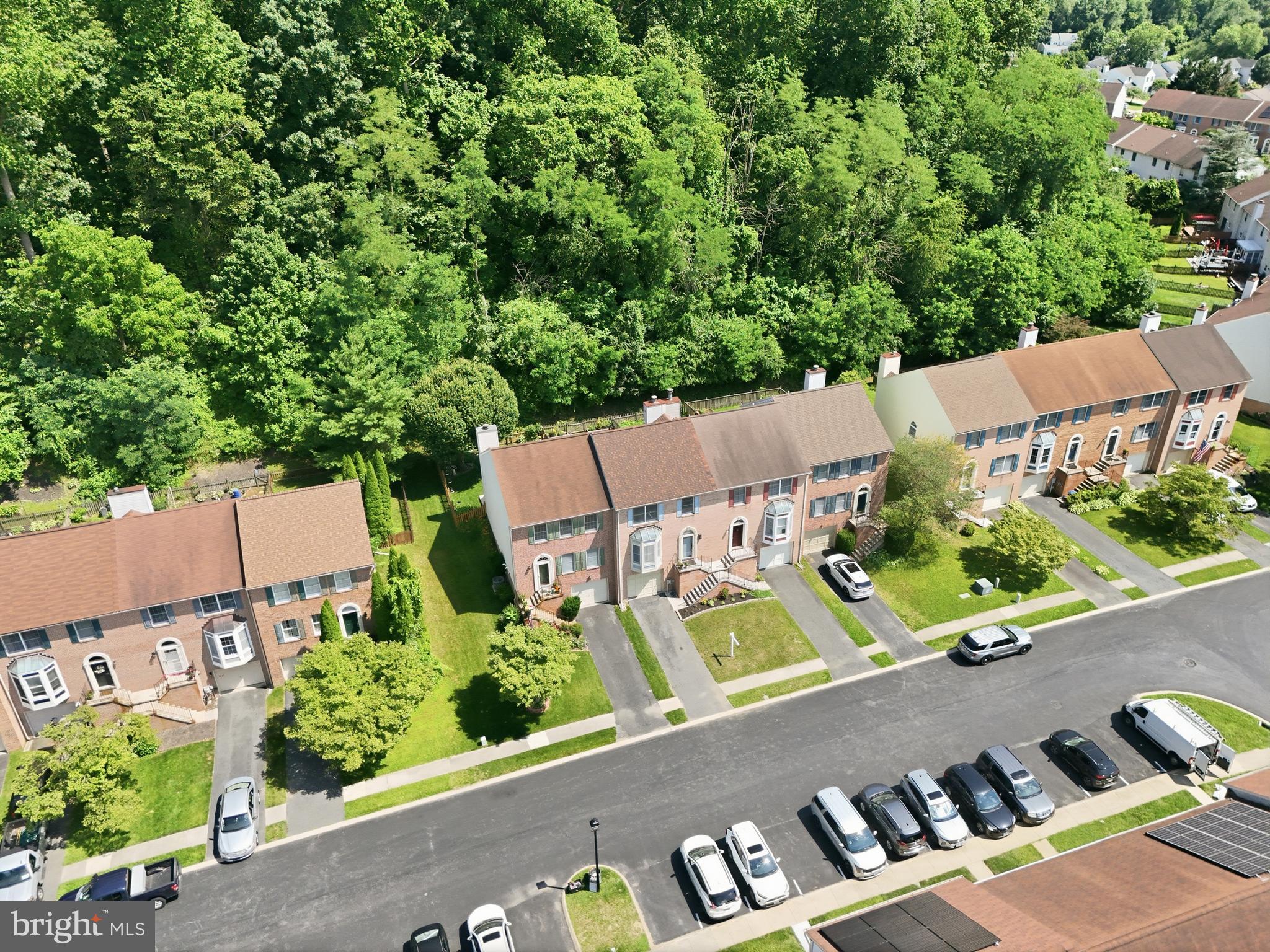 SOUTH HAMPTON - Residential