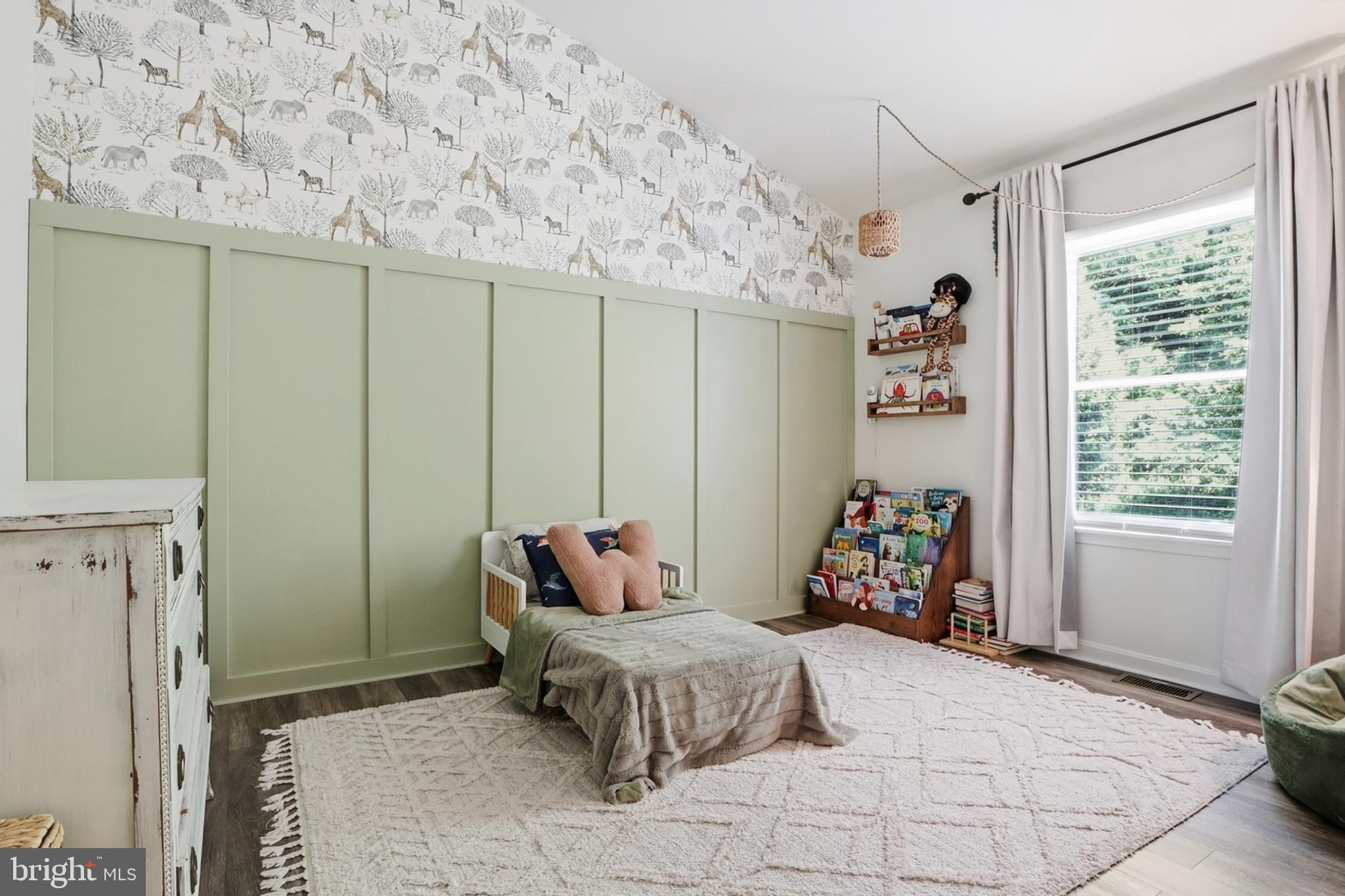 SOUTH HAMPTON - Residential
