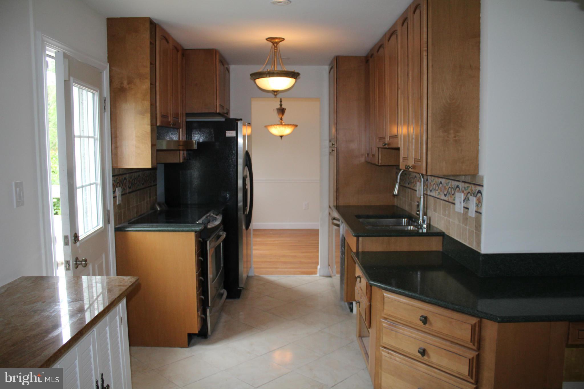 HUNGERFORD - Residential