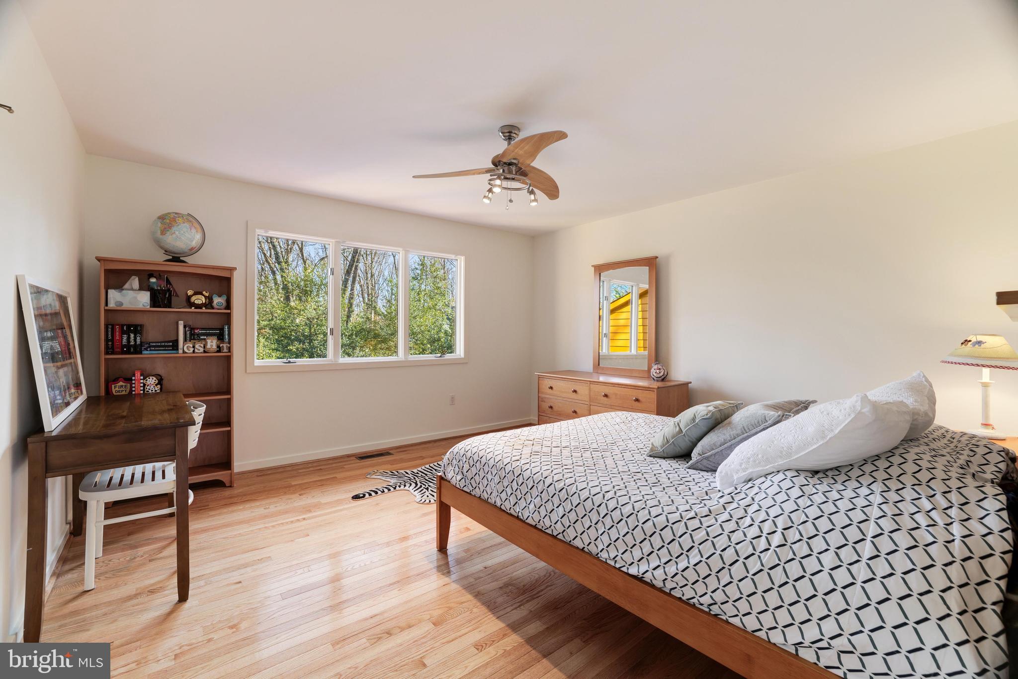 RESTON - Residential