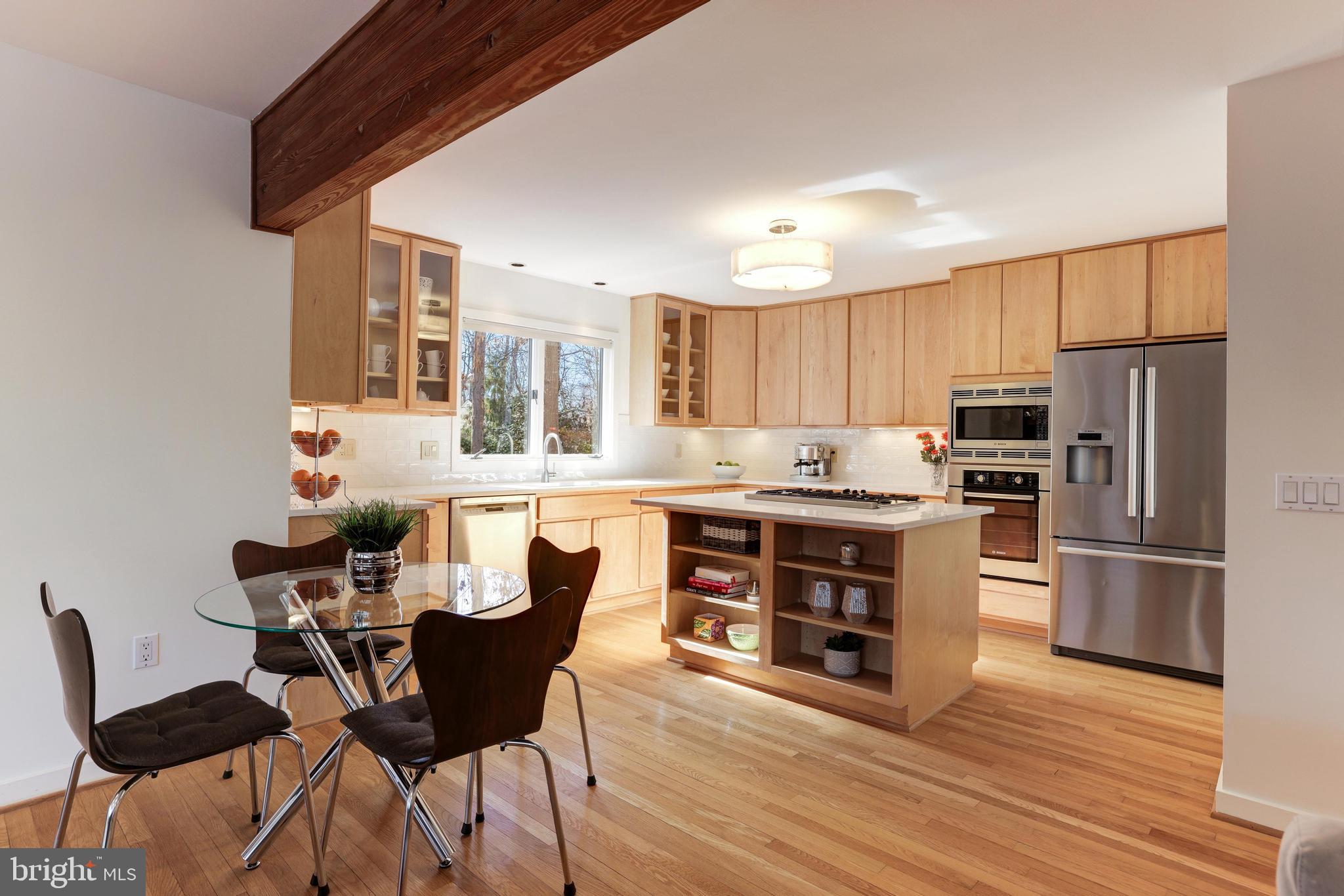 RESTON - Residential