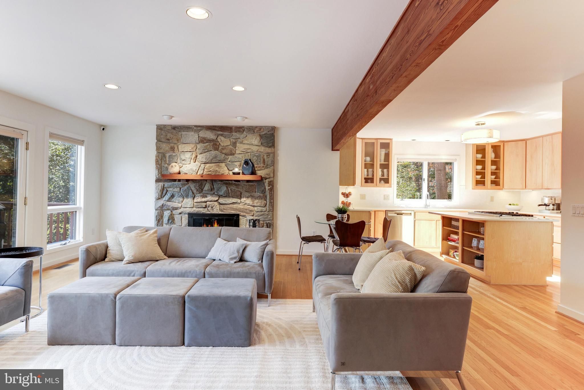 RESTON - Residential