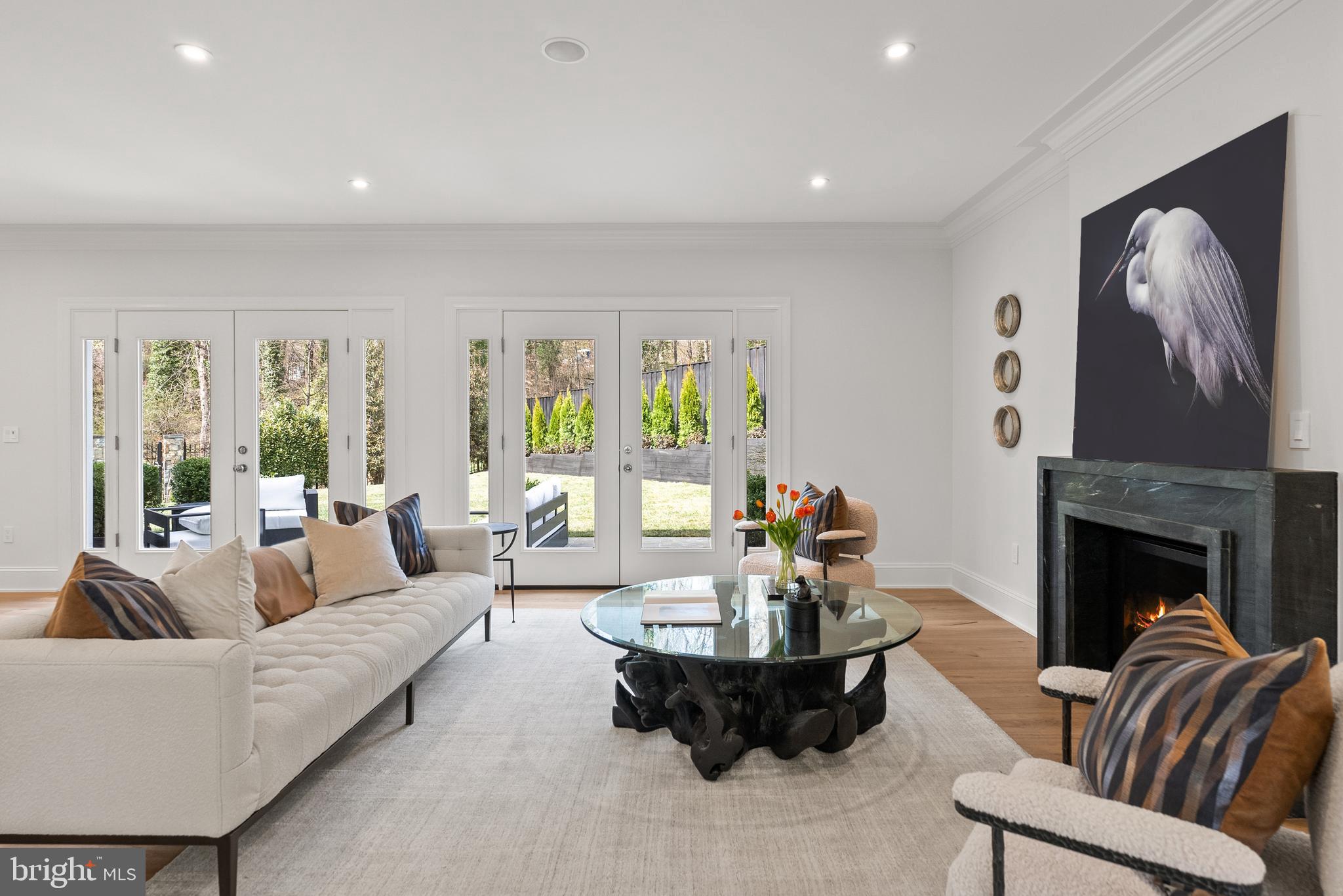 SPRING VALLEY - Residential