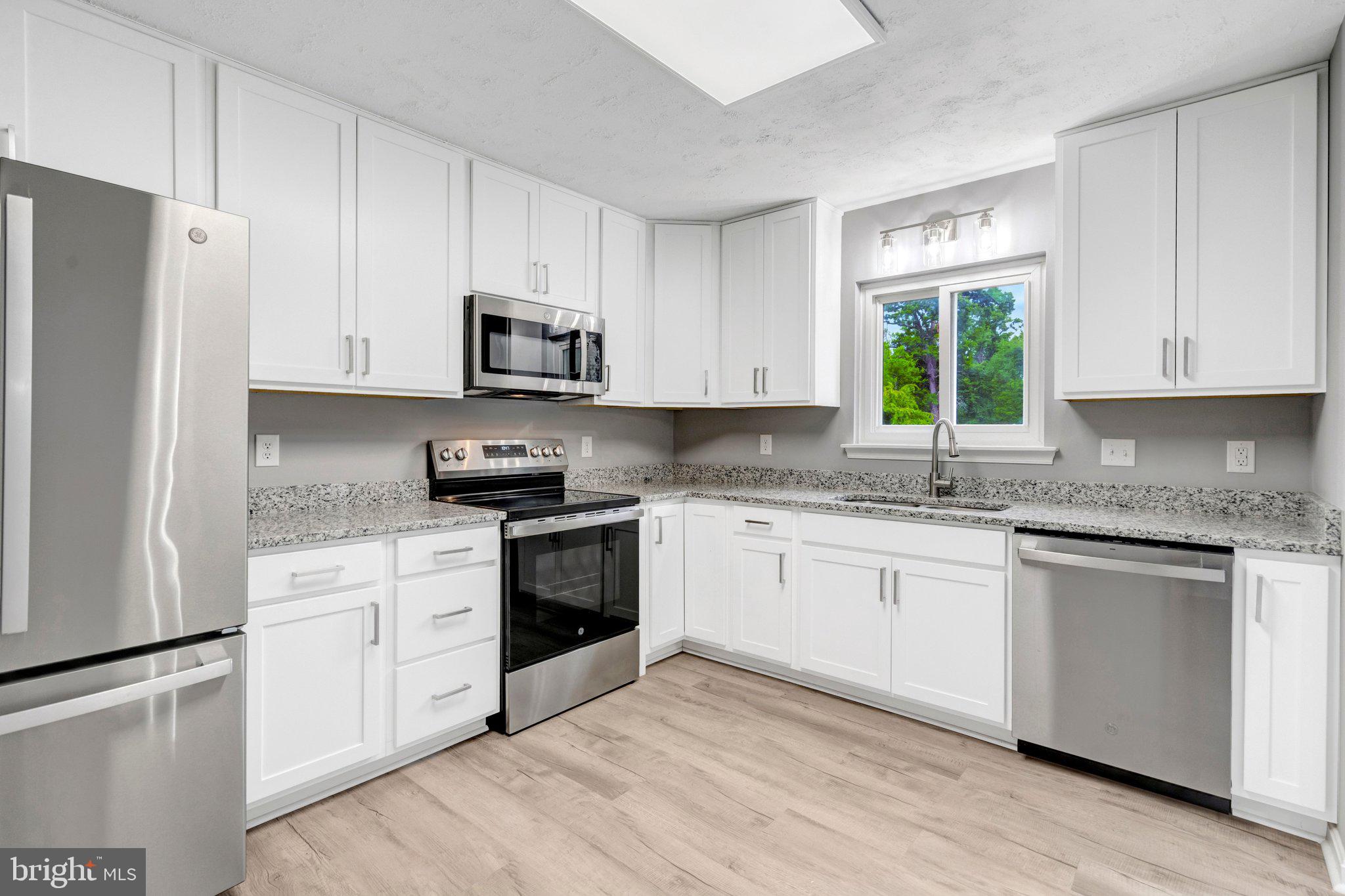 GRAPEWOOD ESTATES - Residential