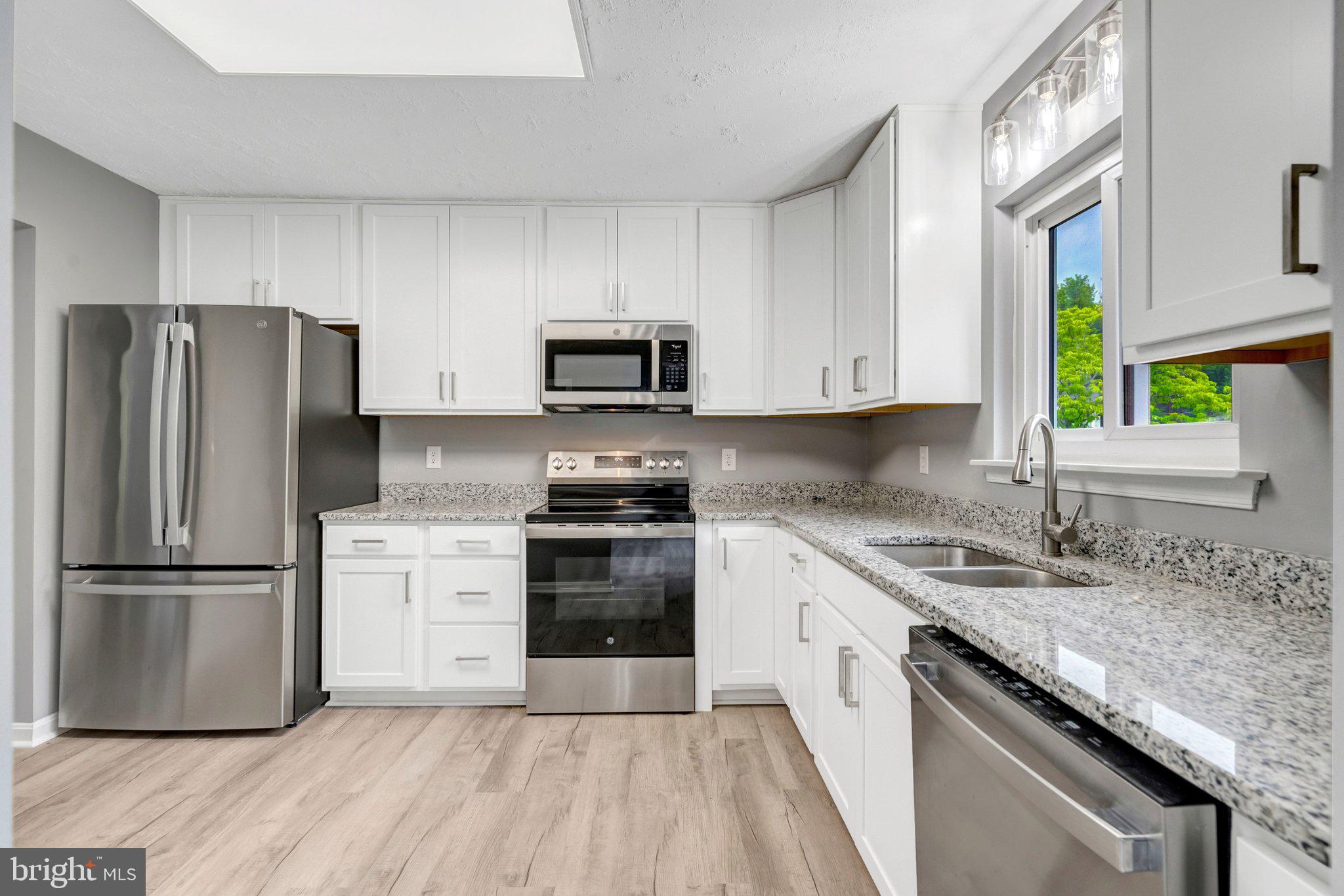 GRAPEWOOD ESTATES - Residential
