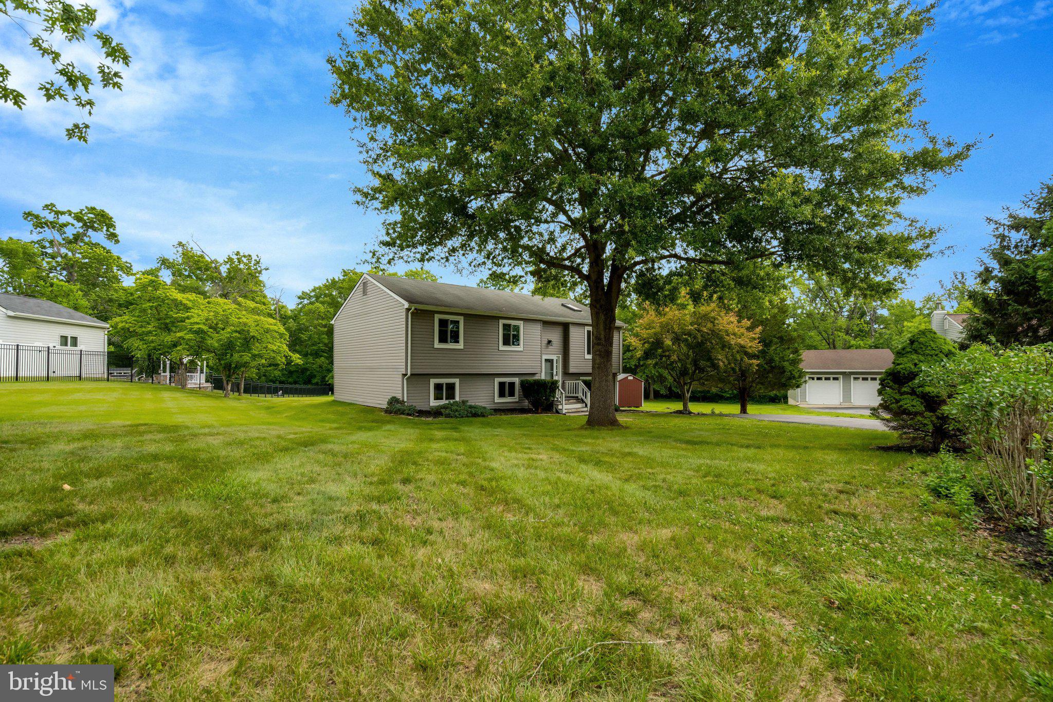 GRAPEWOOD ESTATES - Residential