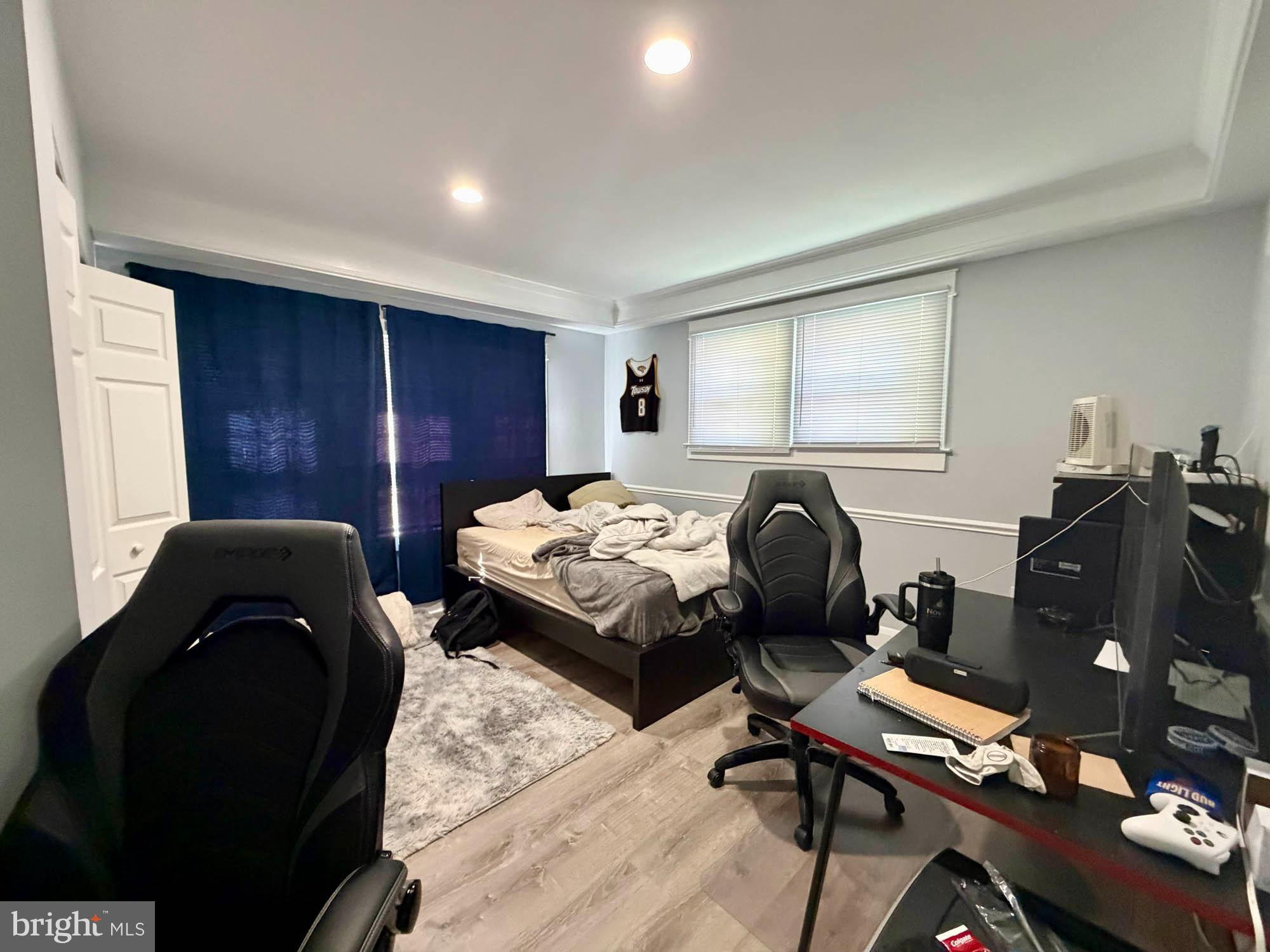 TOWSON - Residential