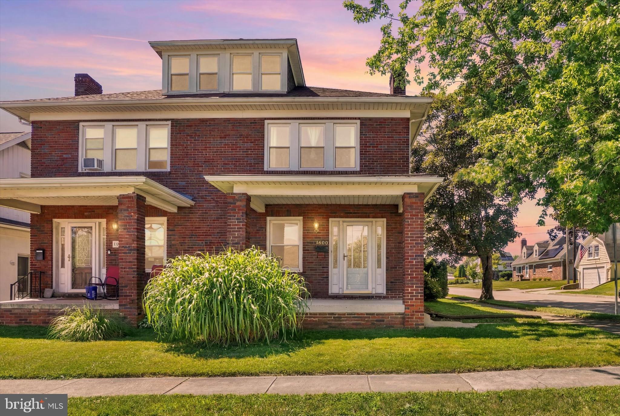 ELMWOOD - Residential