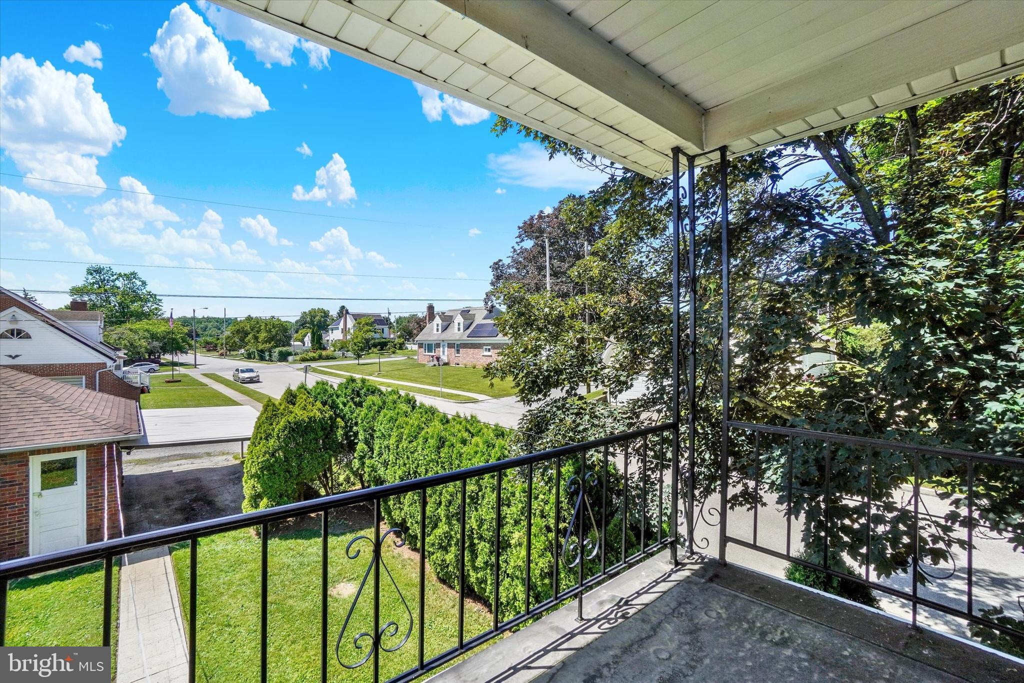 ELMWOOD - Residential