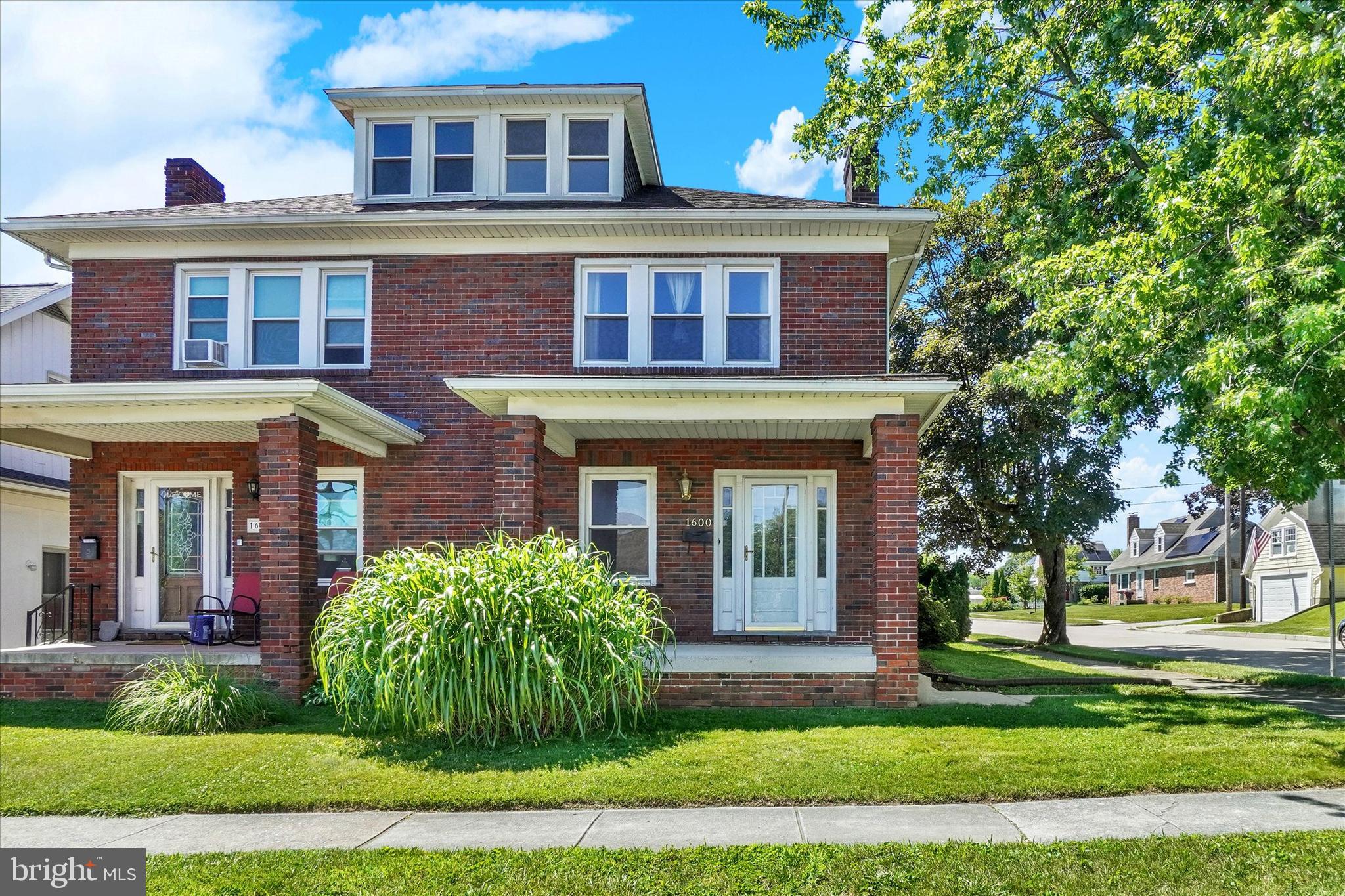 ELMWOOD - Residential