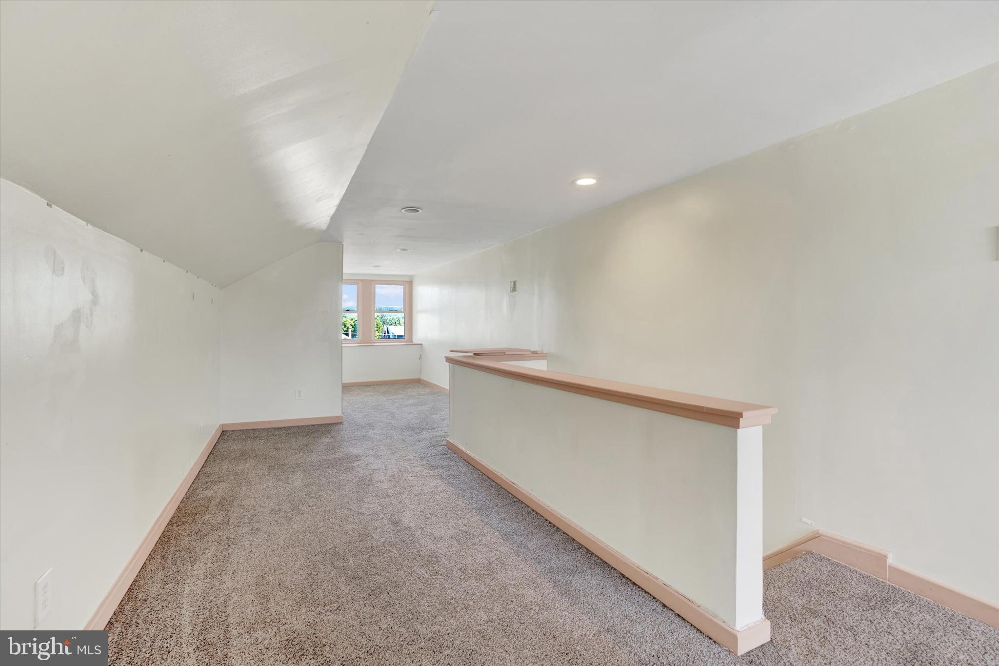 ELMWOOD - Residential