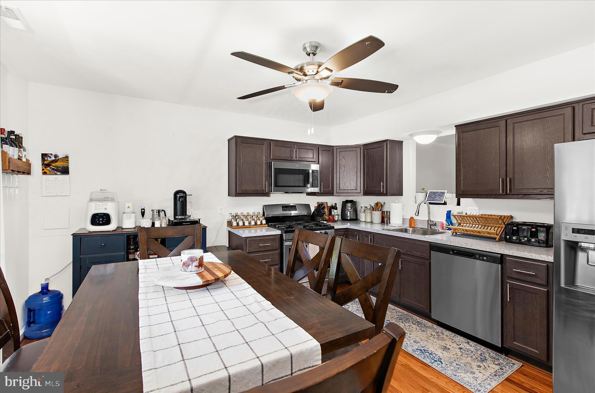 AVALON SHORES - Residential