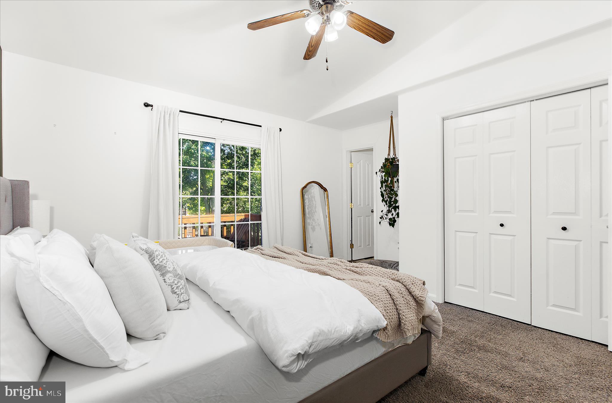 AVALON SHORES - Residential