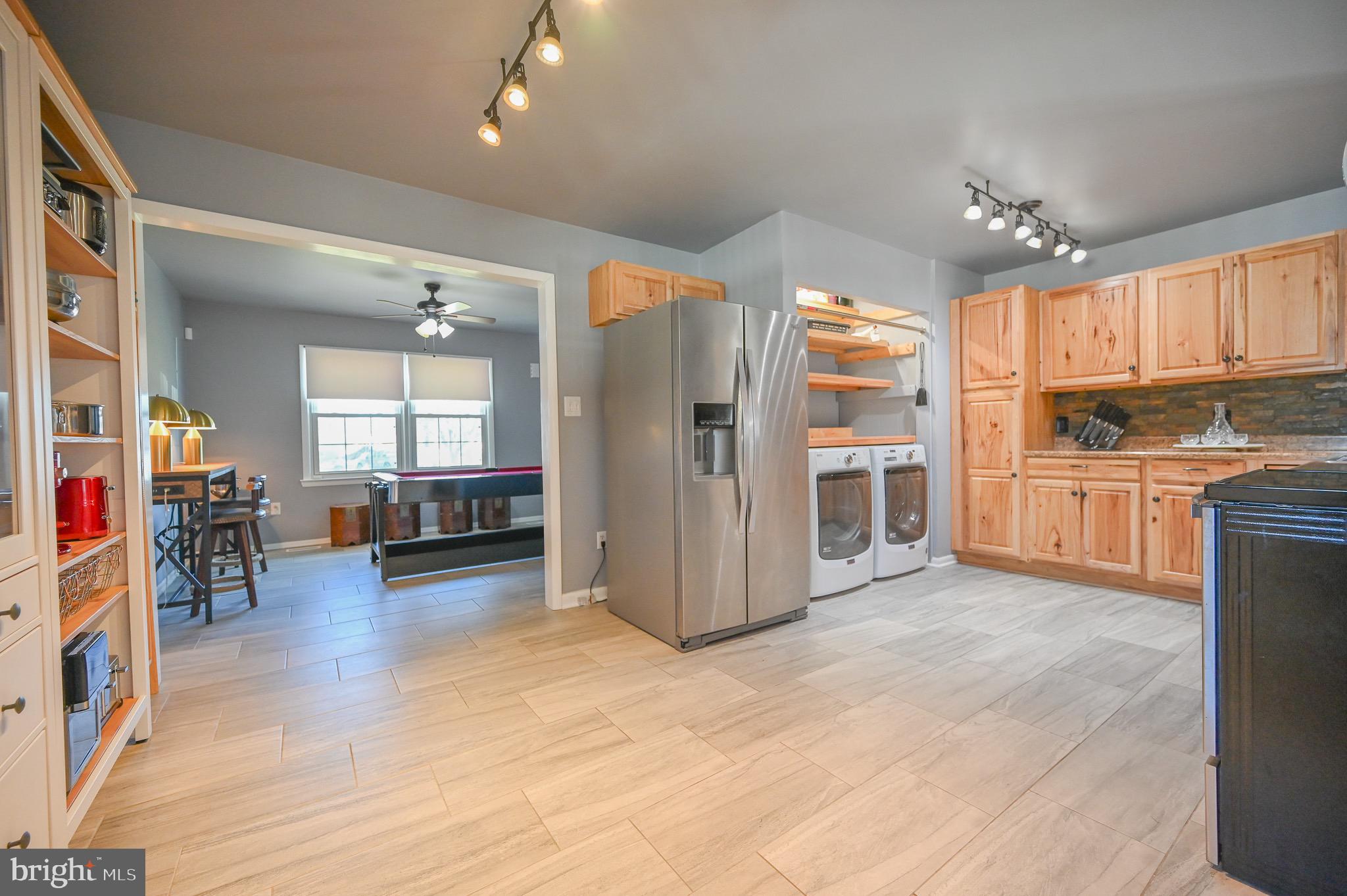 MEADOWLARK - Residential Lease