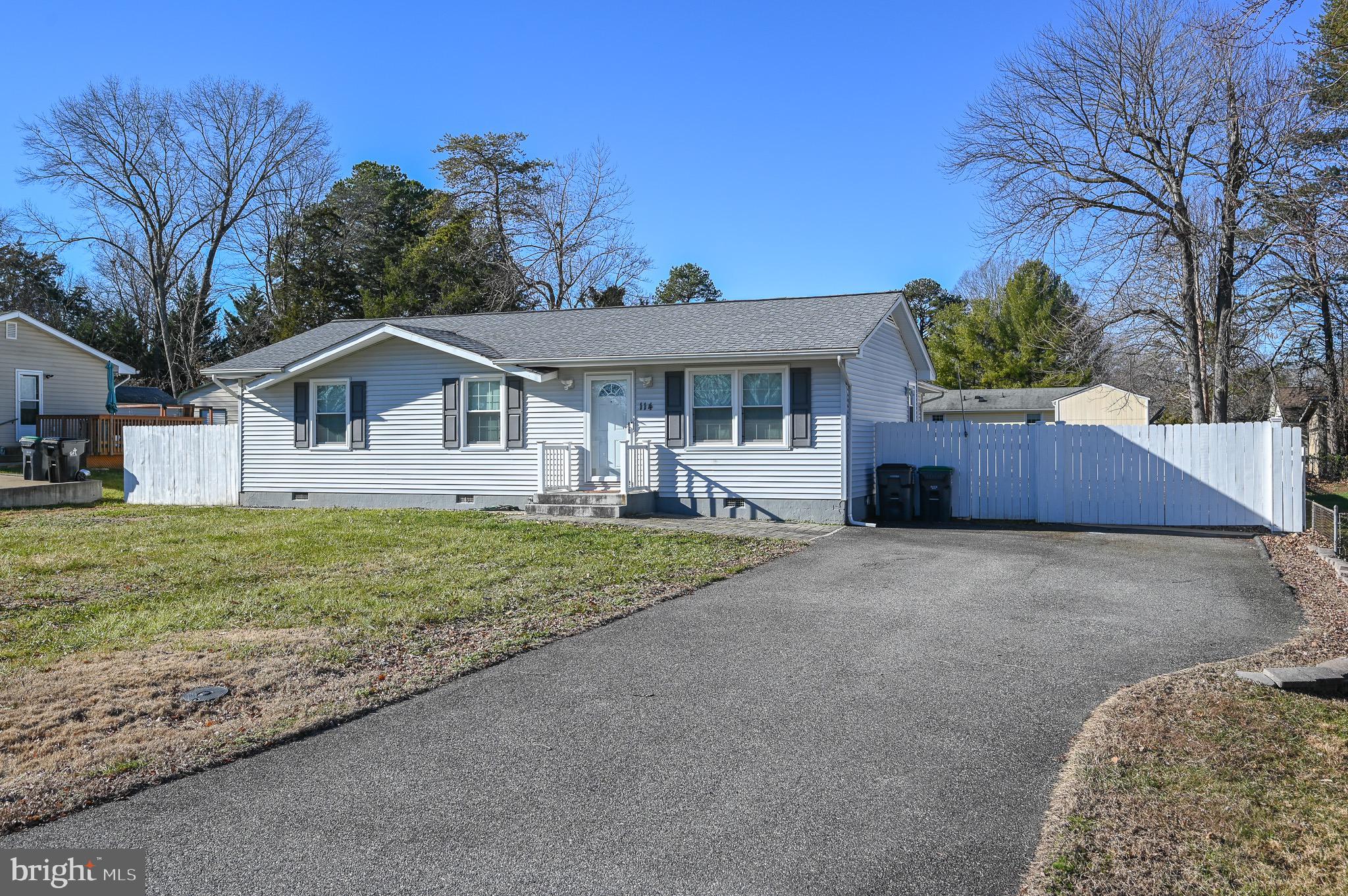 MEADOWLARK - Residential Lease