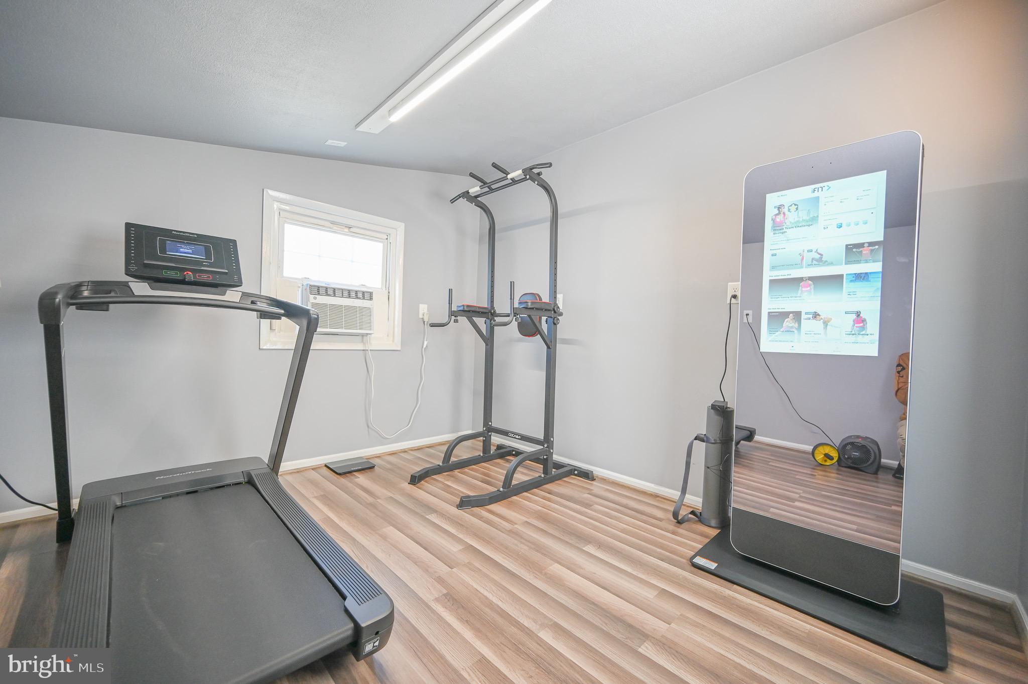 MEADOWLARK - Residential Lease