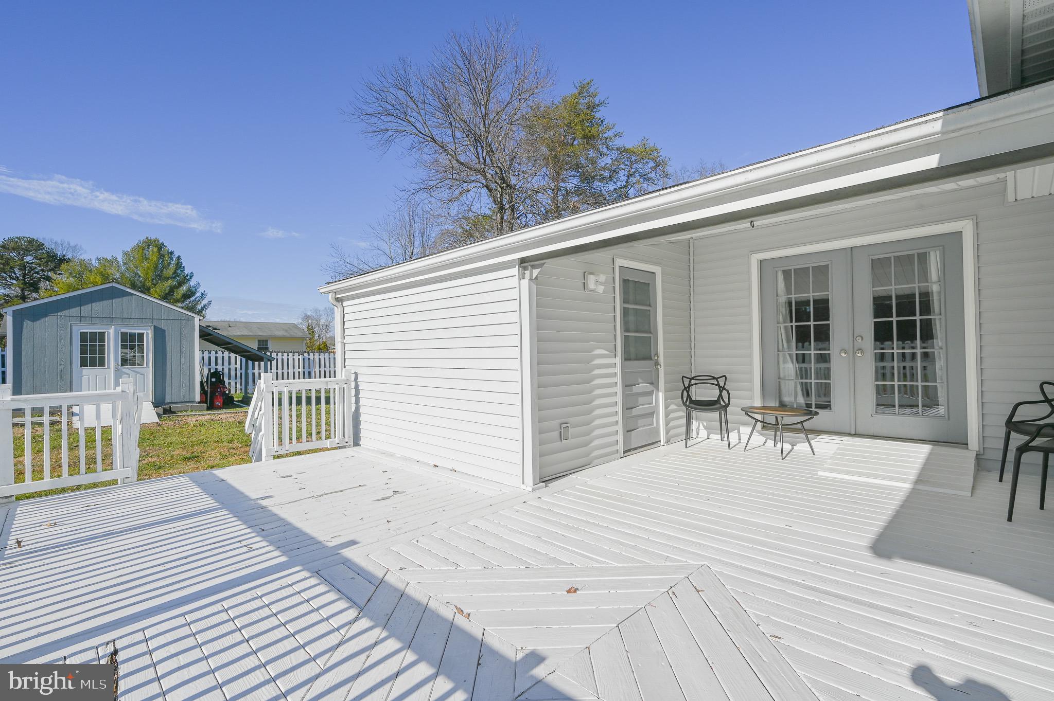 MEADOWLARK - Residential Lease