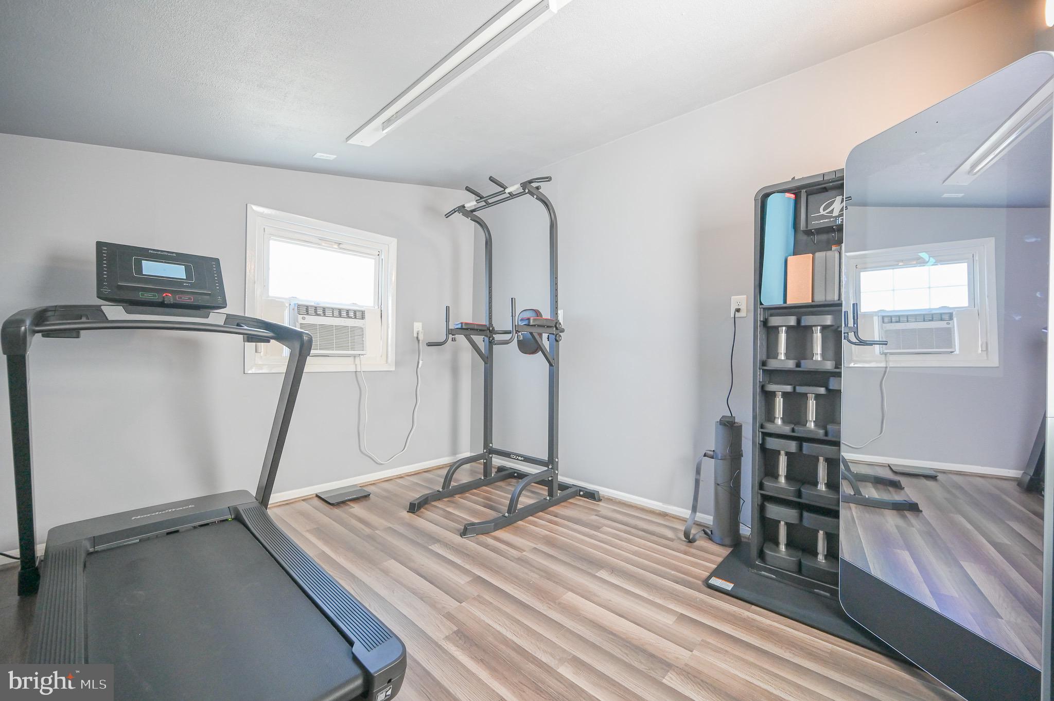 MEADOWLARK - Residential Lease