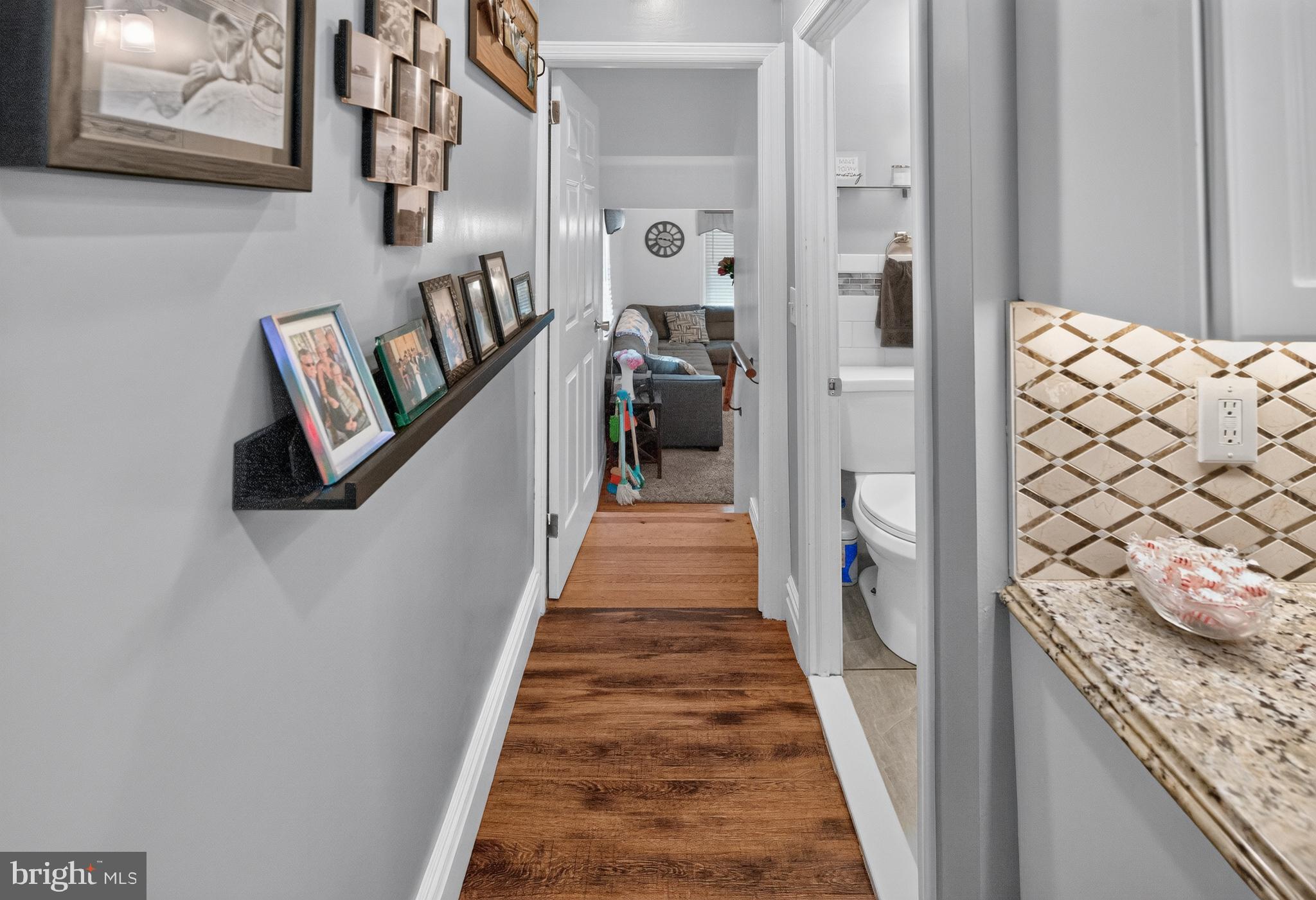 HUNTINGDON HILLS - Residential