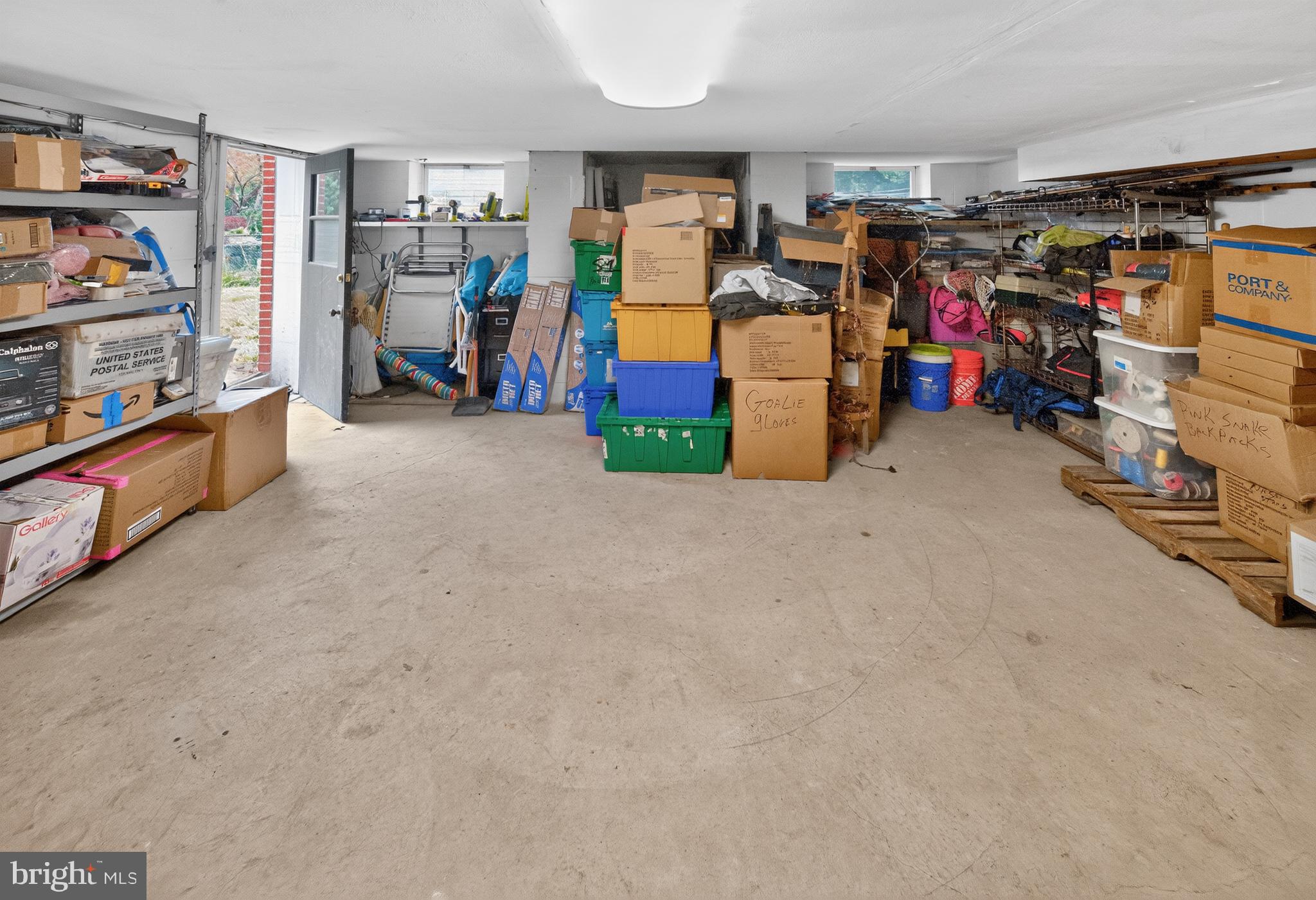 HUNTINGDON HILLS - Residential