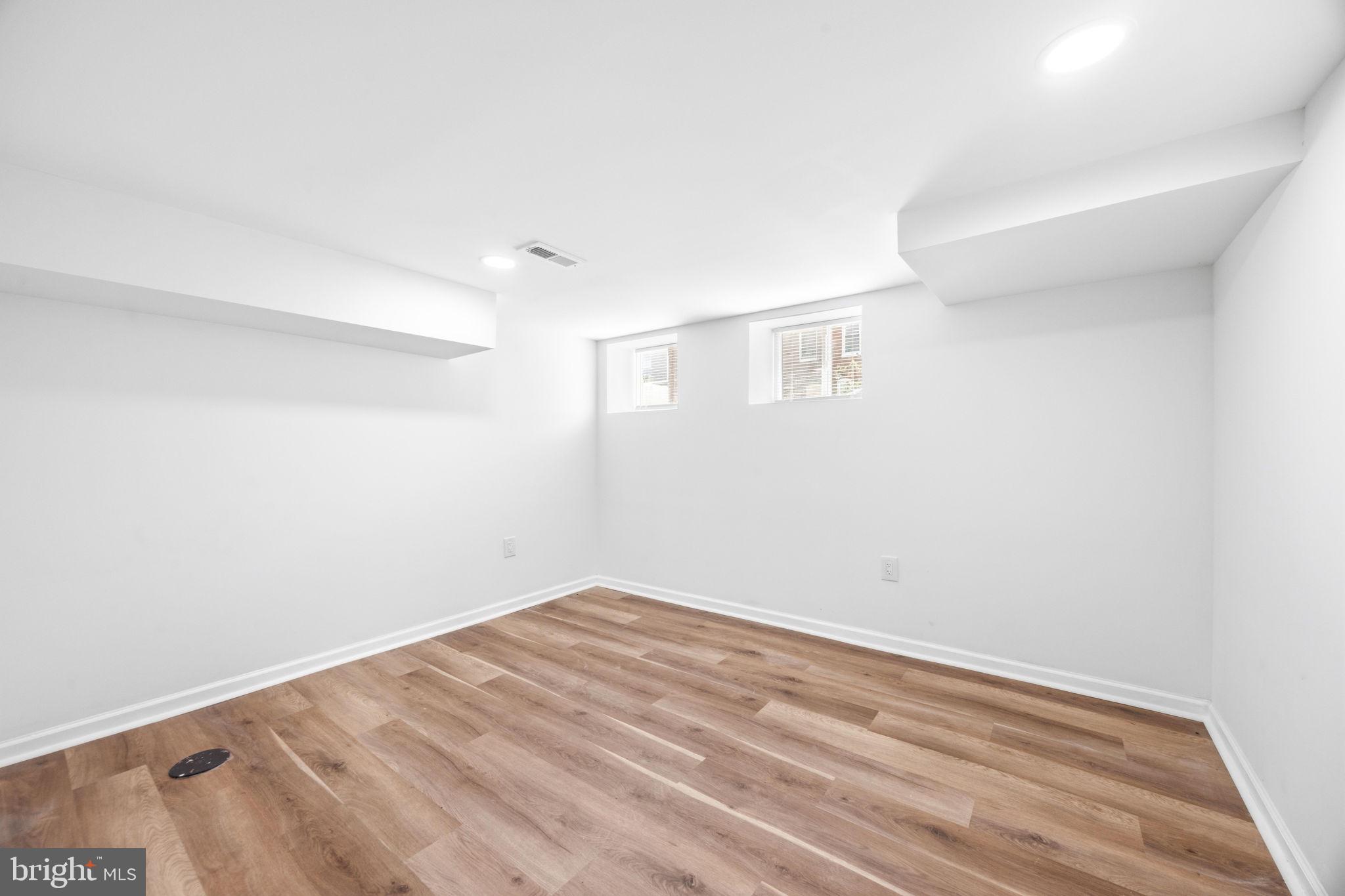 OLIVER - Residential