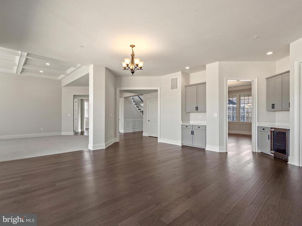 TROTTERS GLEN - Residential