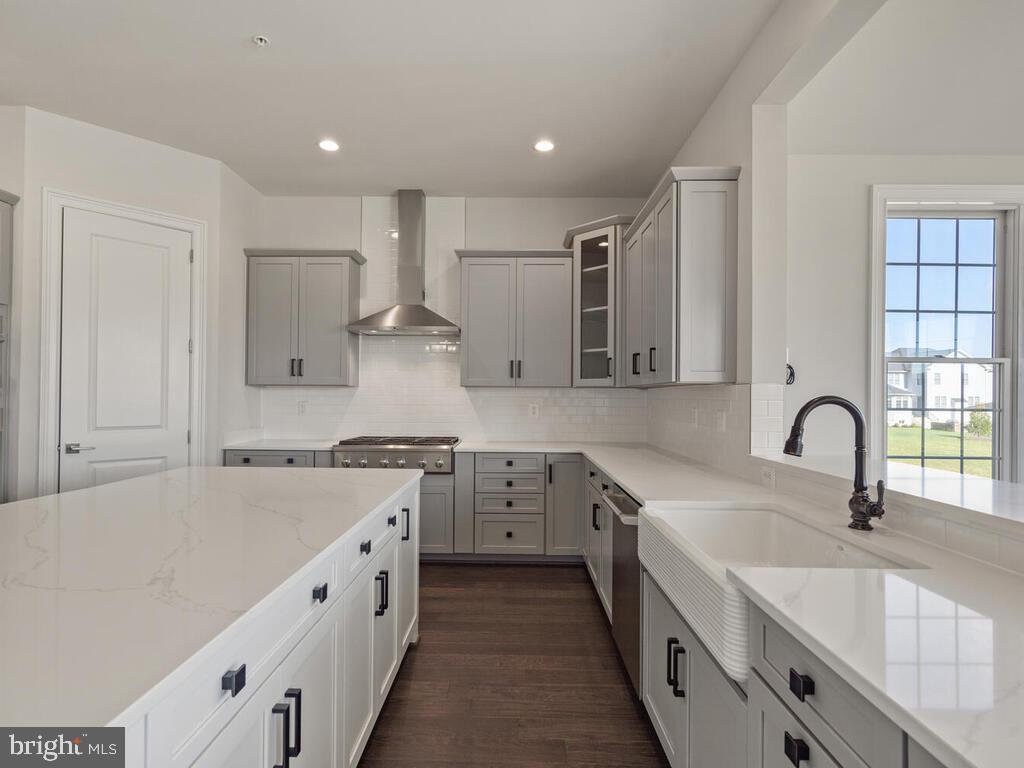 TROTTERS GLEN - Residential